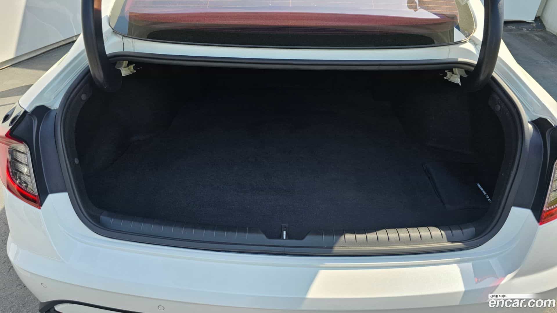 Sonata Hyundai 2019.4-OPTION-021
