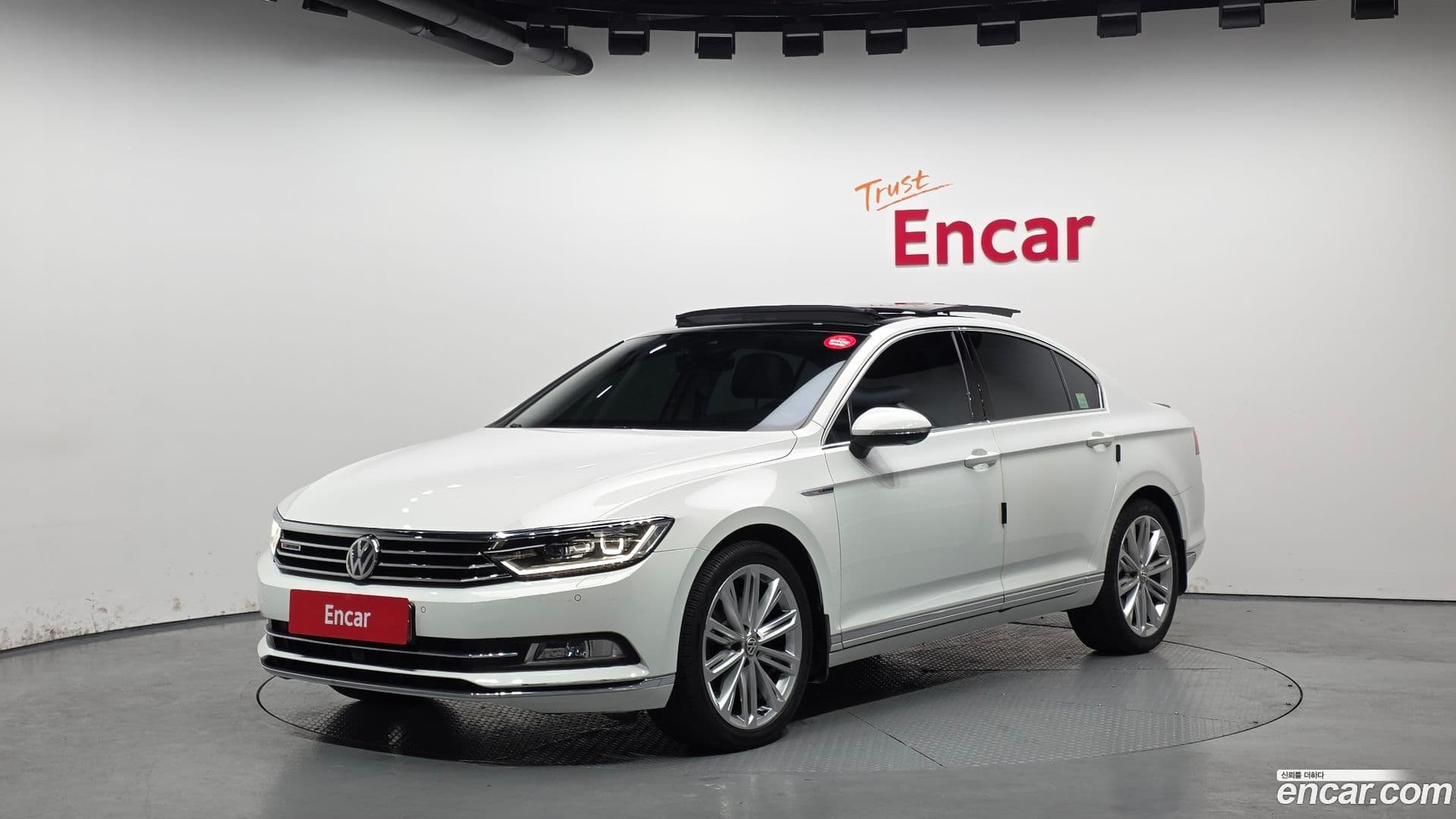 Main__Slider__Photo:Passat Volkswagen 2018.2-0