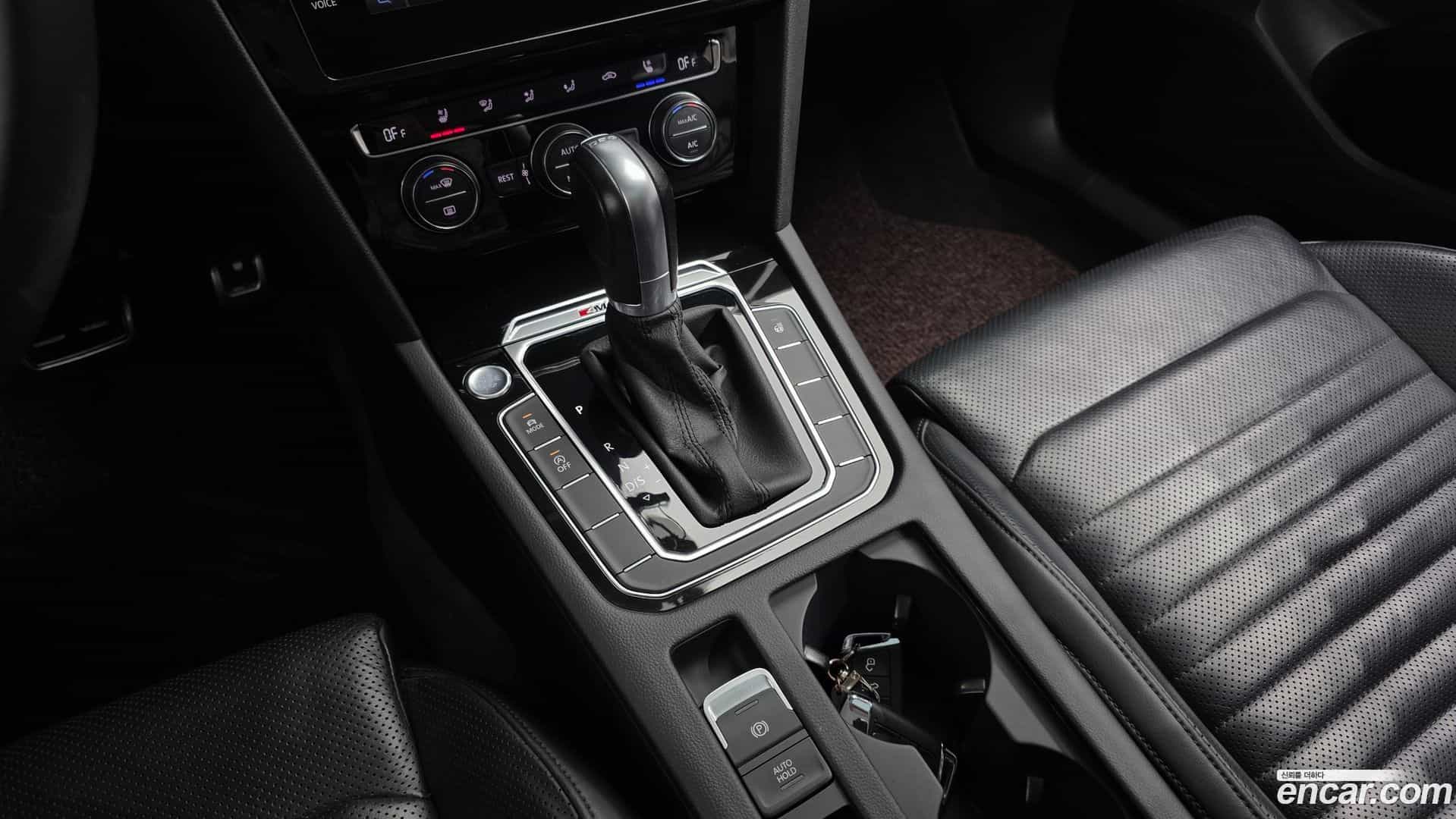 Passat Volkswagen 2018.2-INNER-009