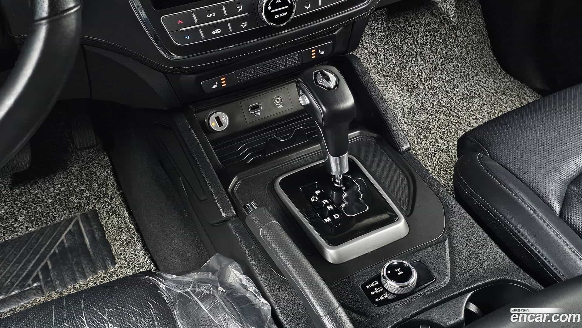 Rexton KG Mobility 2019.2-INNER-009