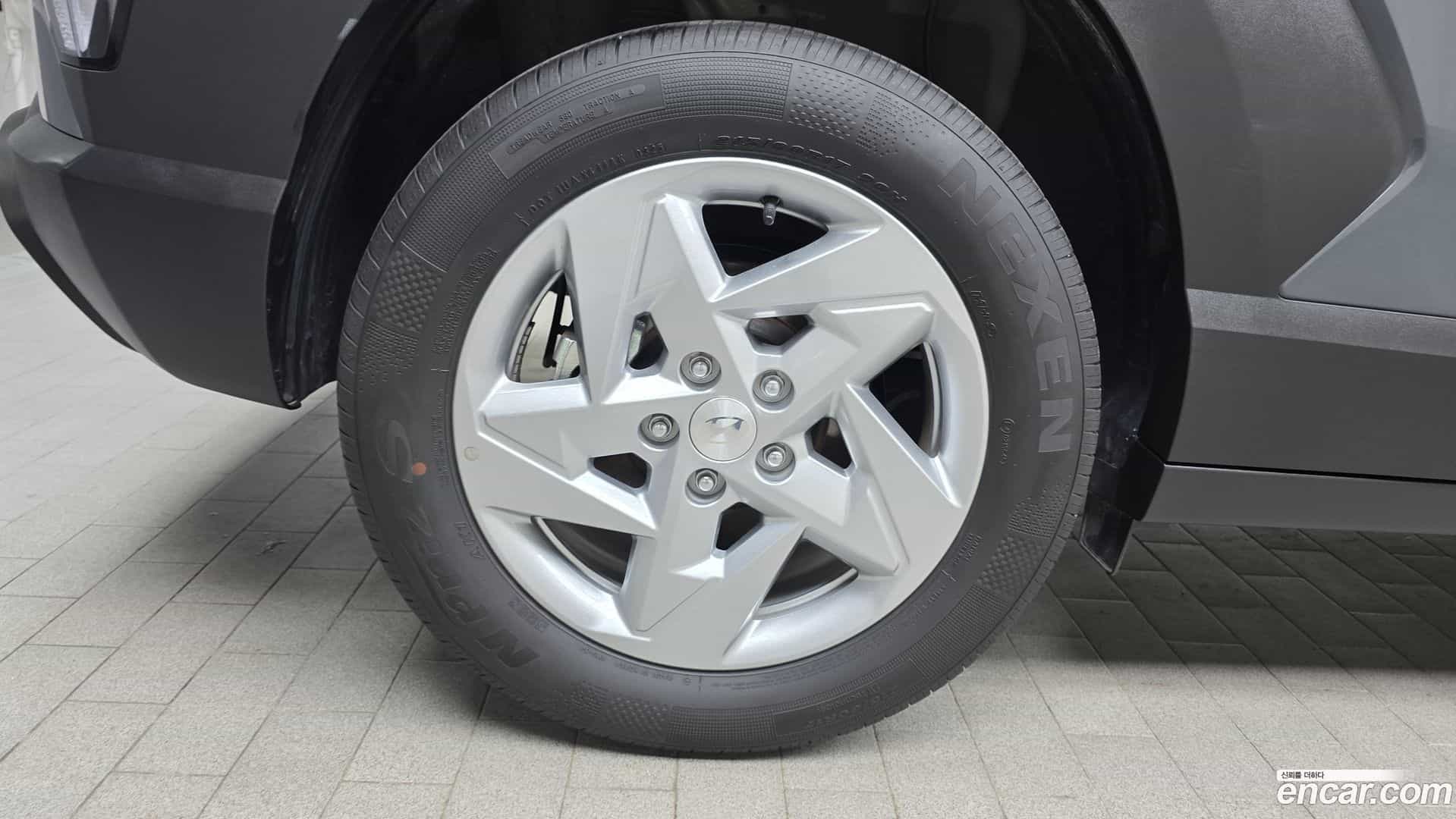 Kona Hyundai 2025.2-OUTER-005