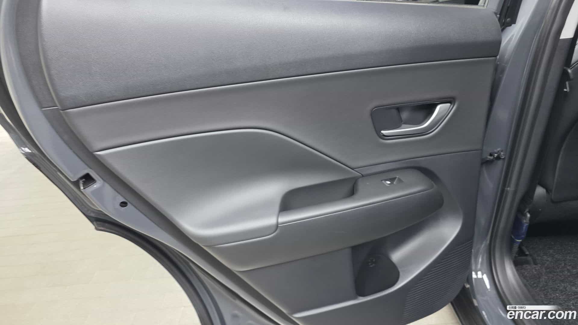 Kona Hyundai 2025.2-INNER-035