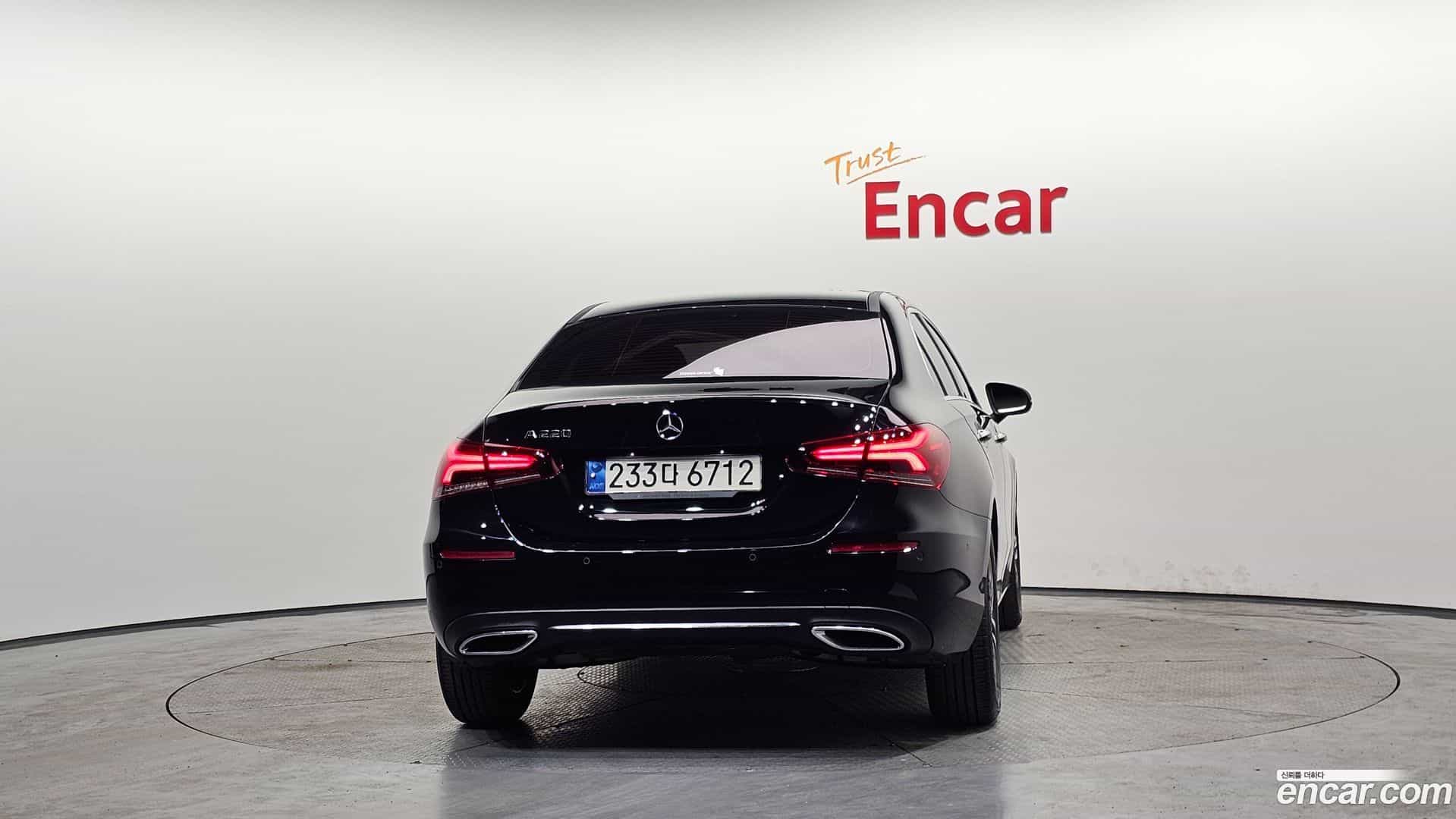 A-Class Mercedes-Benz 2022.9-OUTER-004