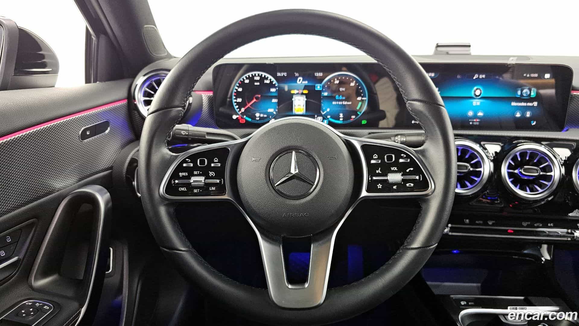 A-Class Mercedes-Benz 2022.9-OPTION-017