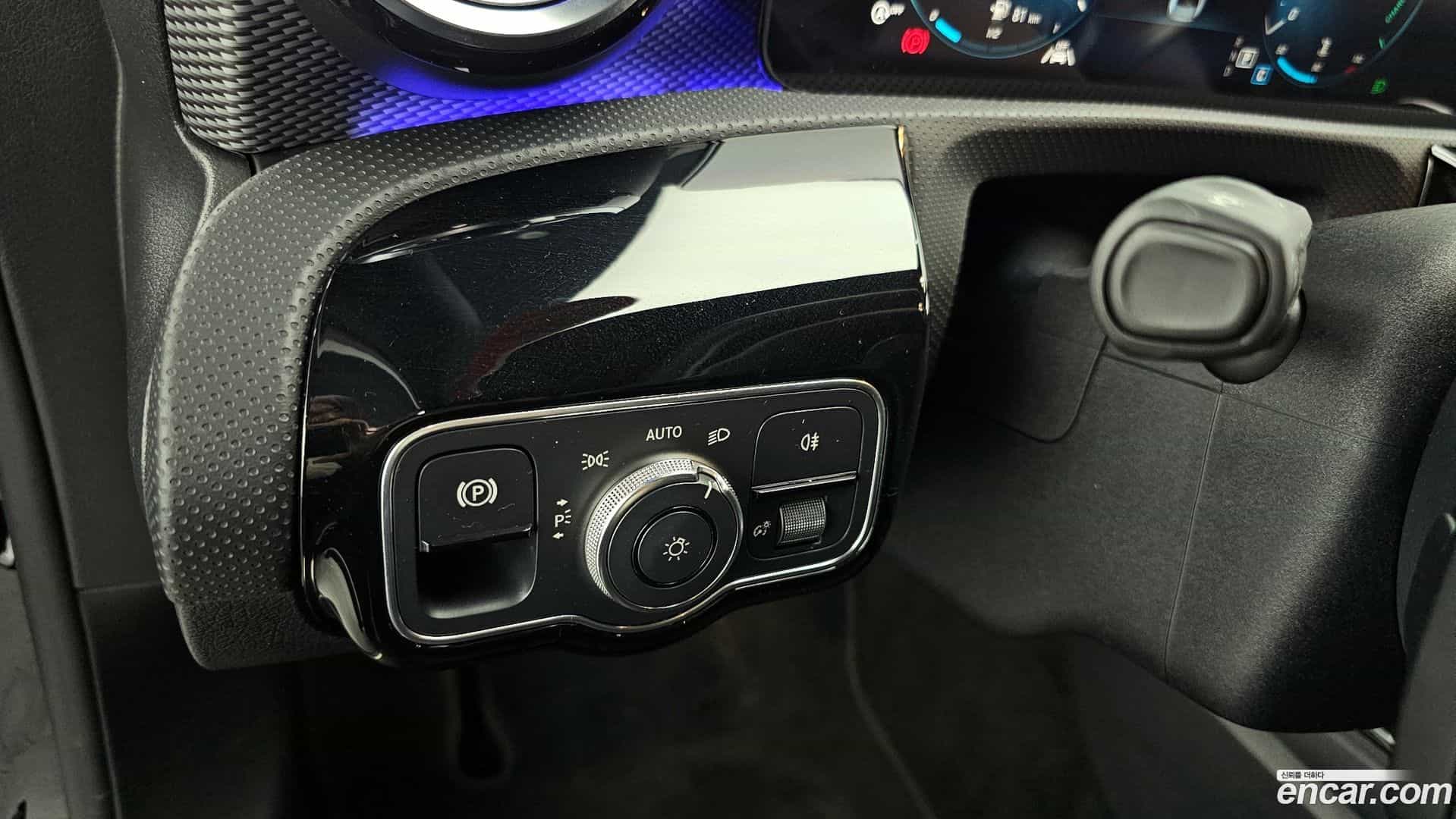 A-Class Mercedes-Benz 2022.9-OPTION-018