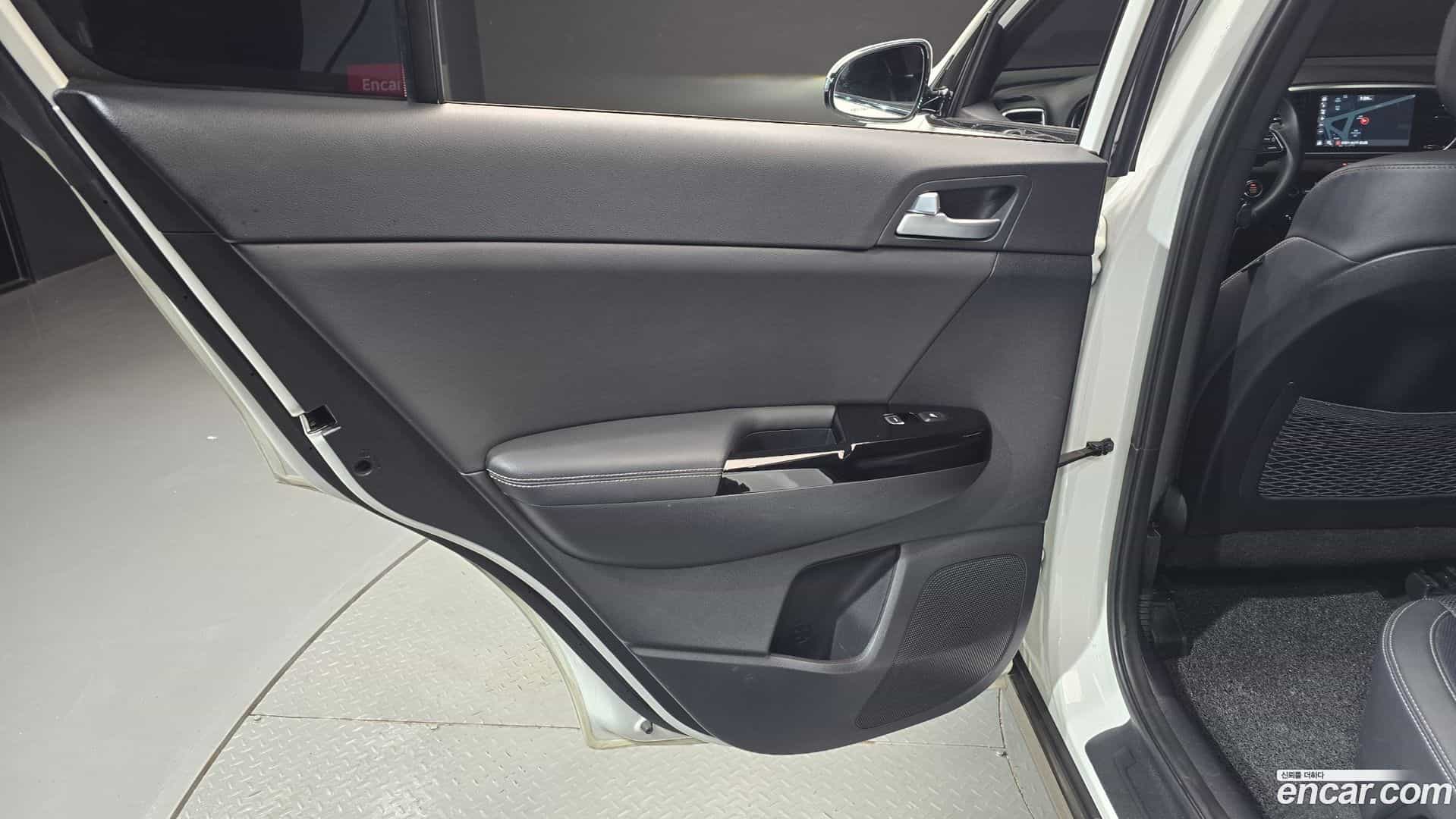 Sportage Kia 2018.9-INNER-035