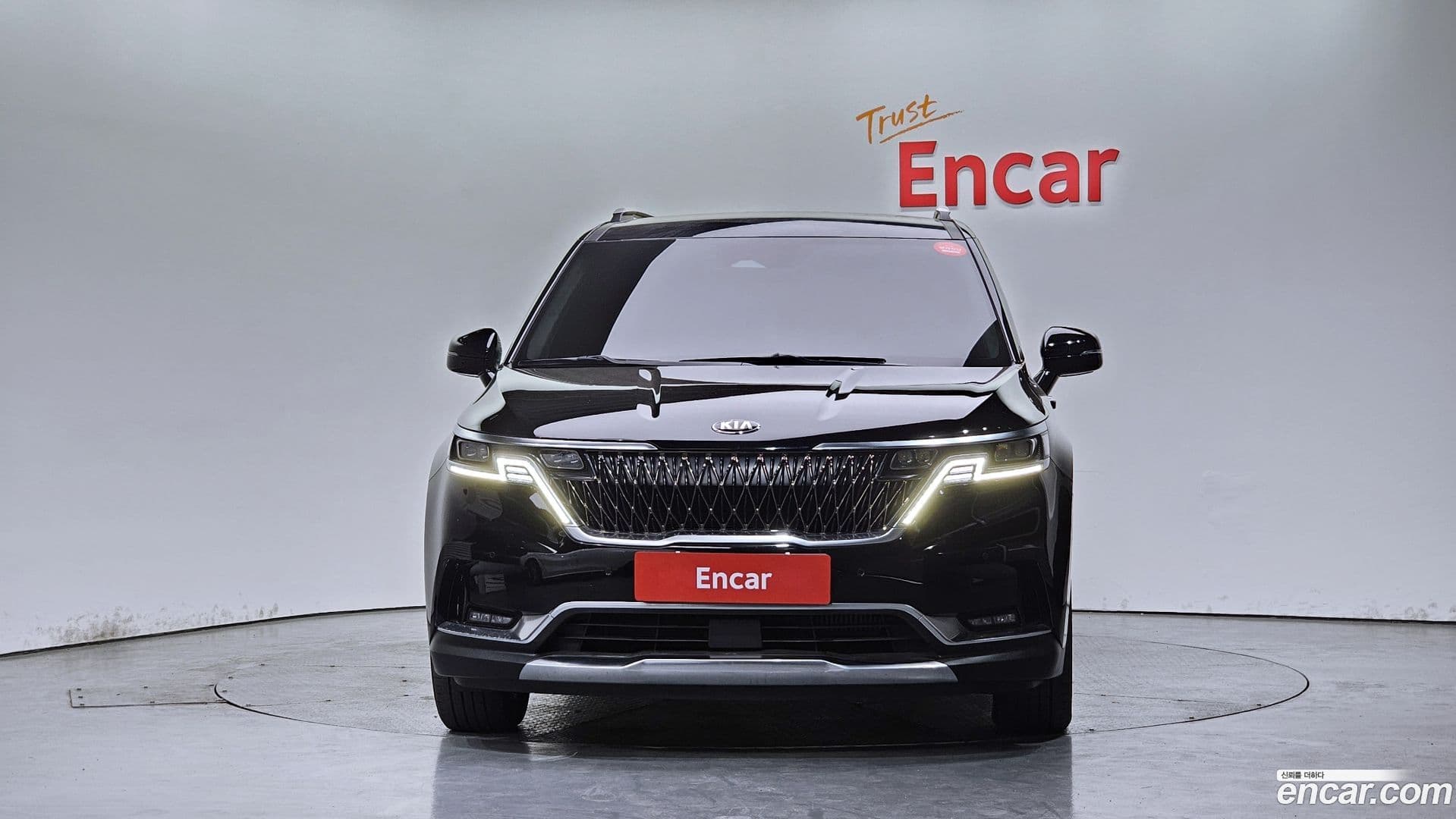 Main__Slider__Photo:Canival Kia 2020.9-2