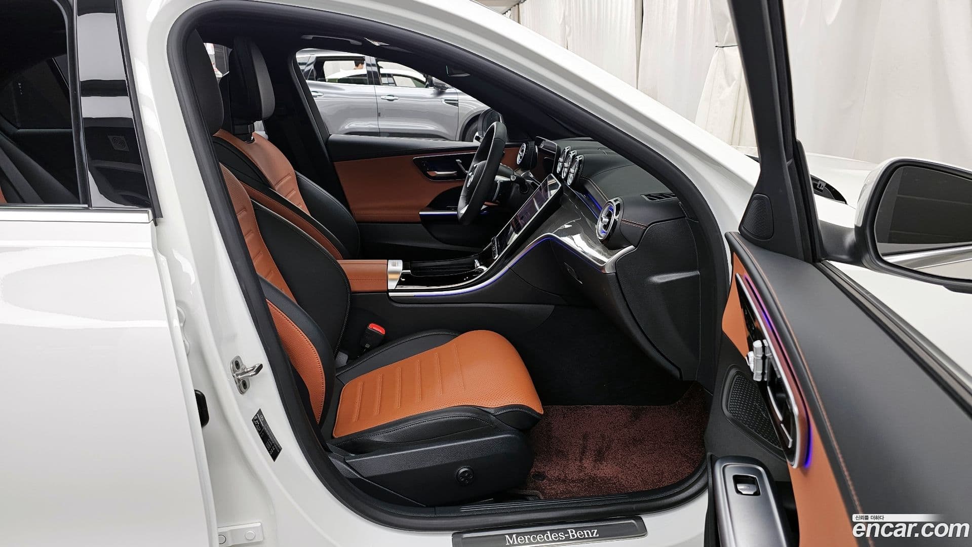 Main__Slider__Photo:C-Class Mercedes-Benz 2025.5-10