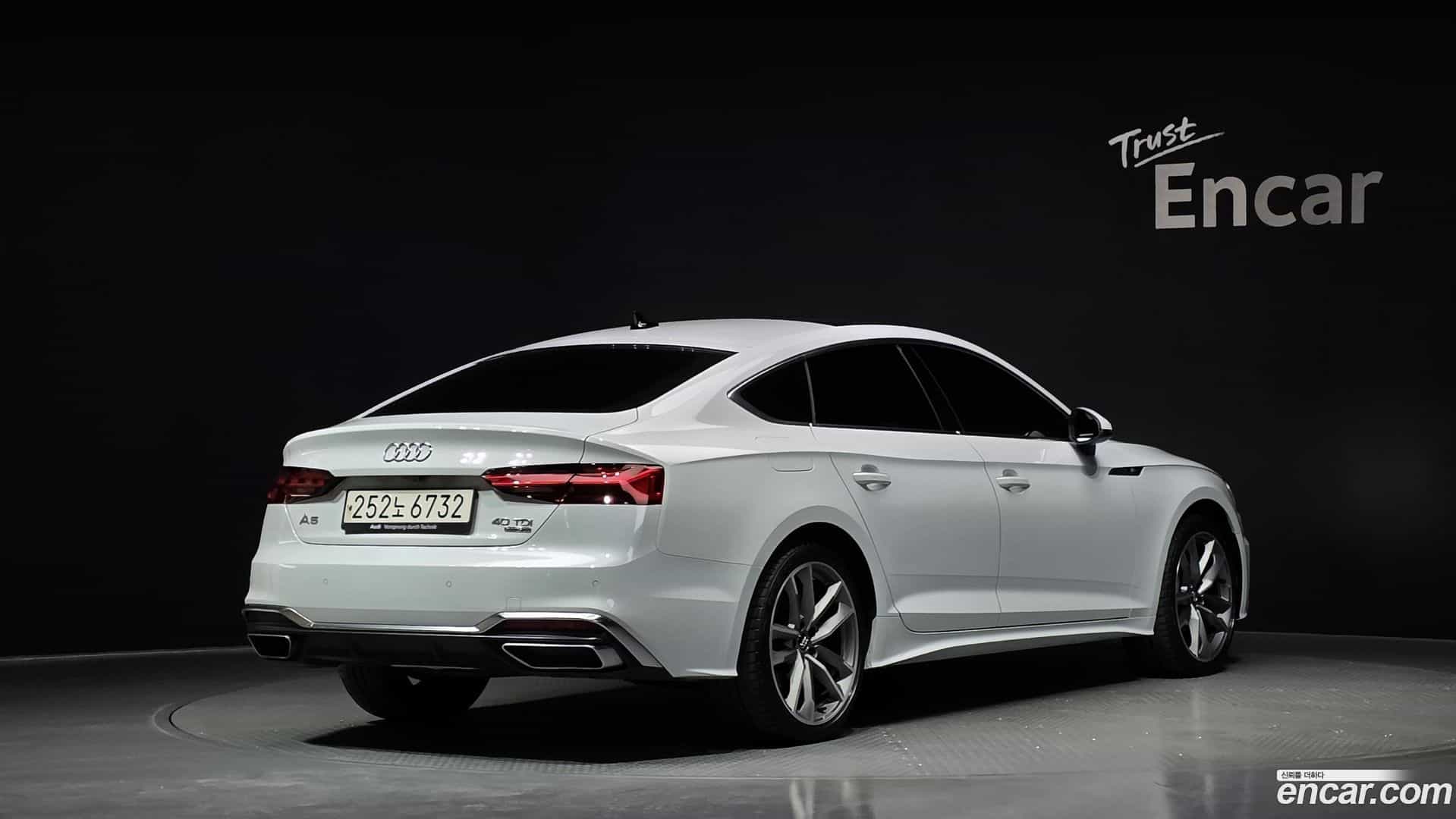 A5 Audi 2021.11-OUTER-002
