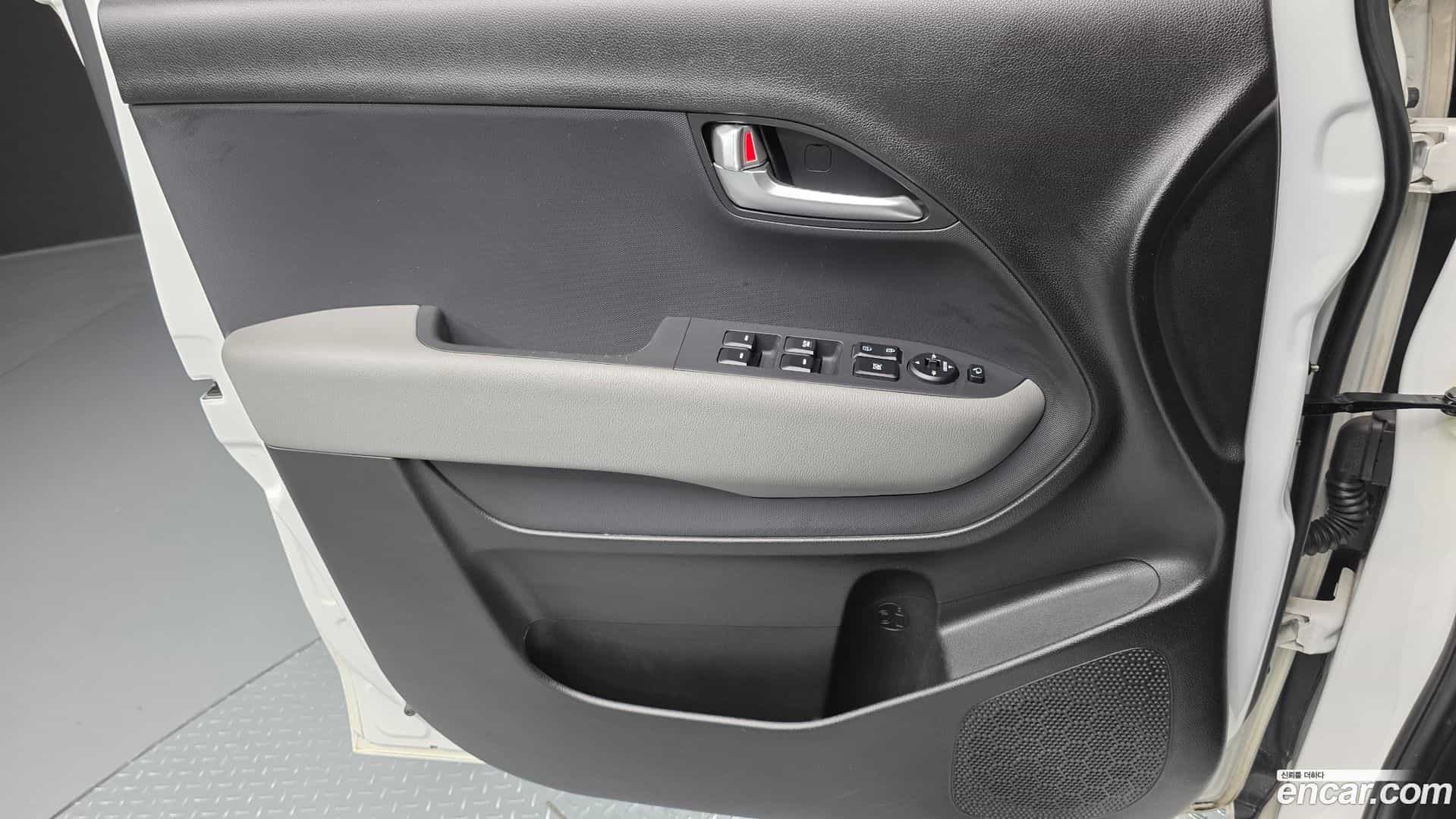 RAY Kia 2022.5-INNER-034