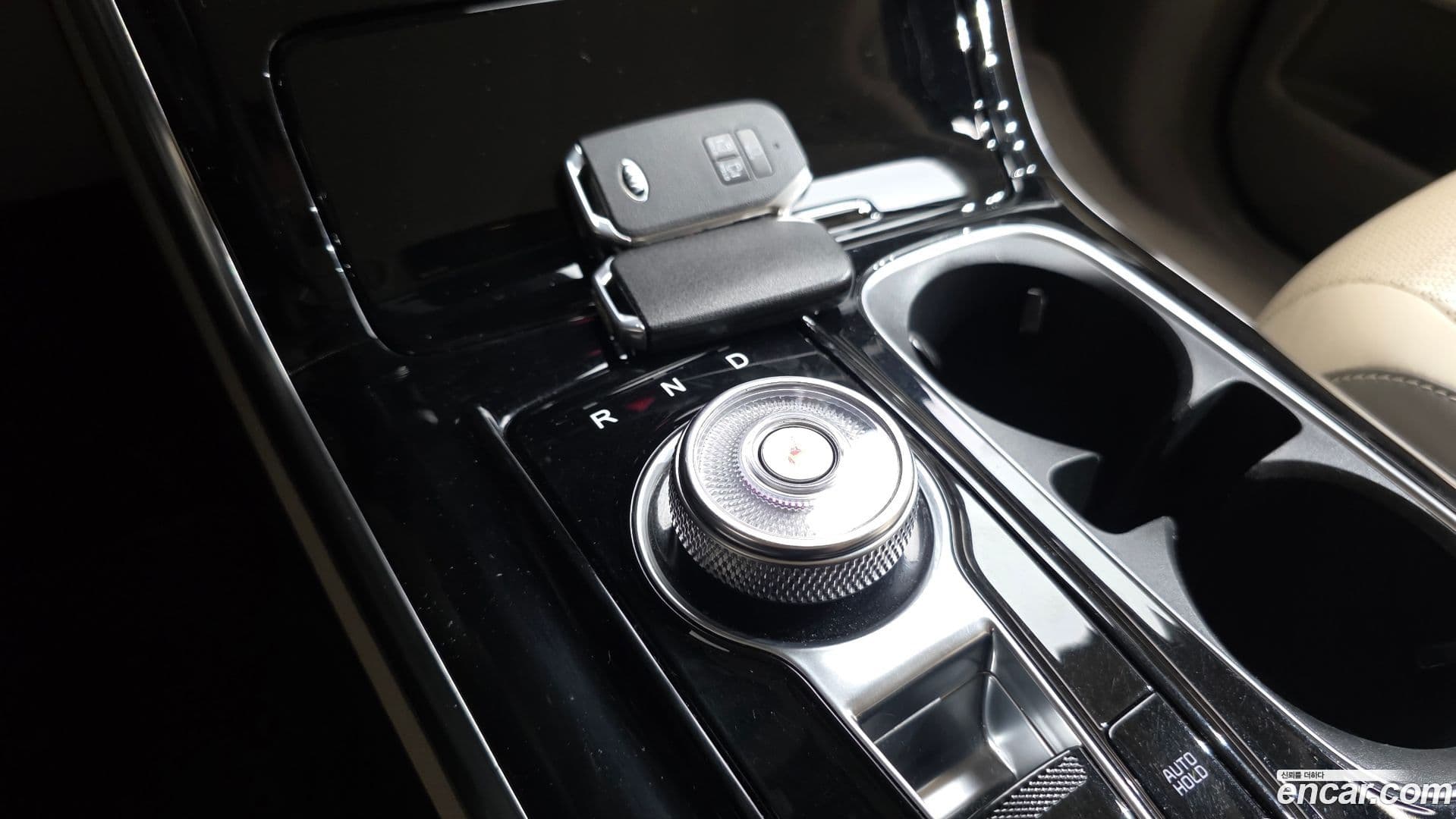 Main__Slider__Photo:Canival Kia 2021.3-8