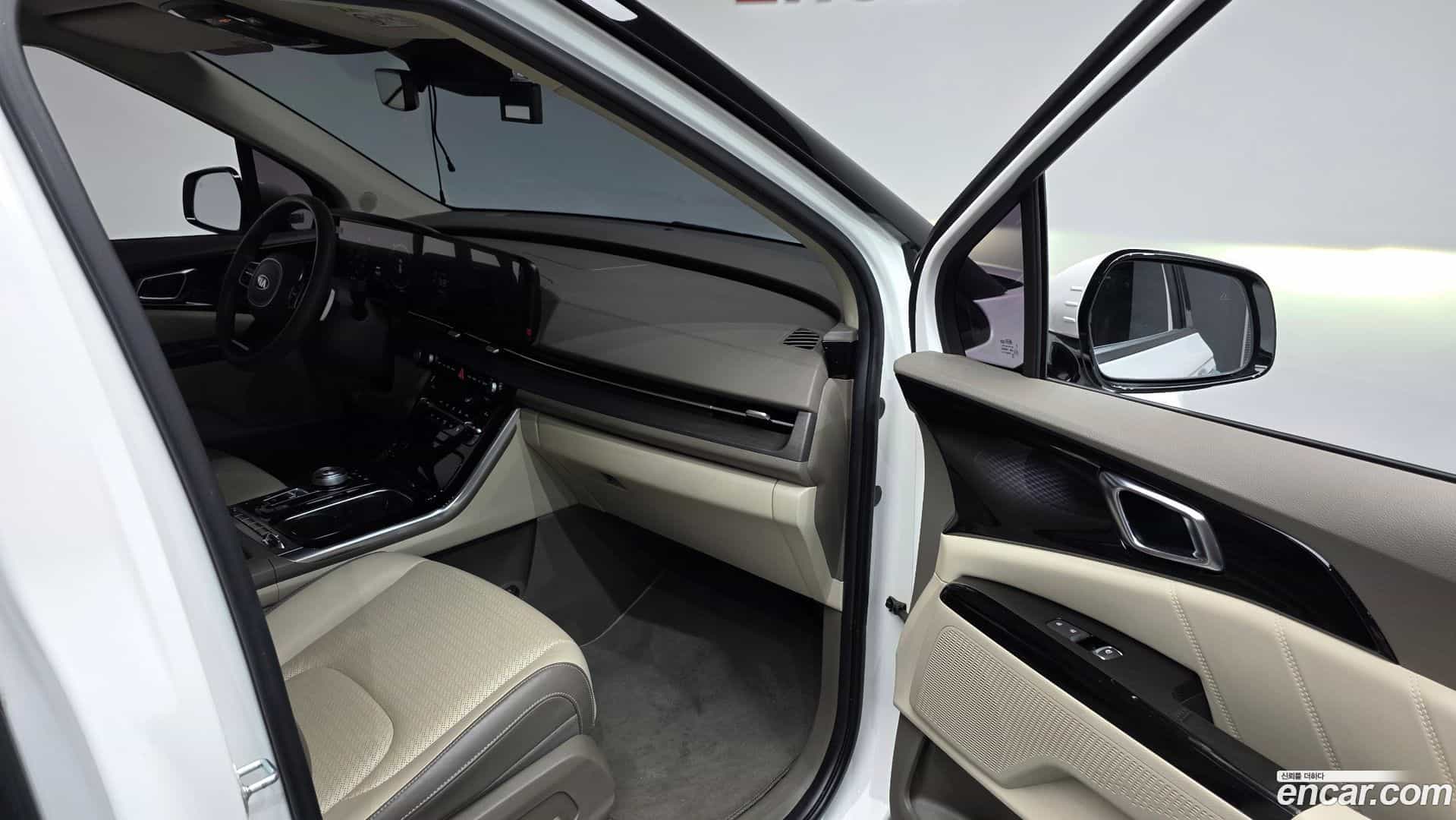 Canival Kia 2021.3-OPTION-040