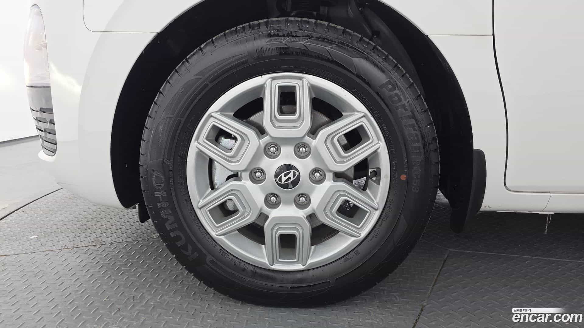 Staria Hyundai 2025.4-OUTER-005