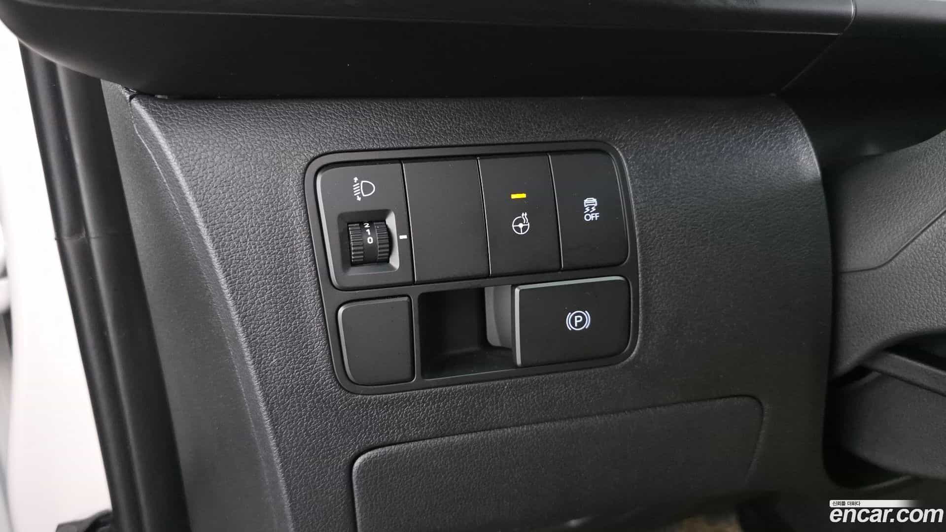 Staria Hyundai 2025.4-OPTION-020