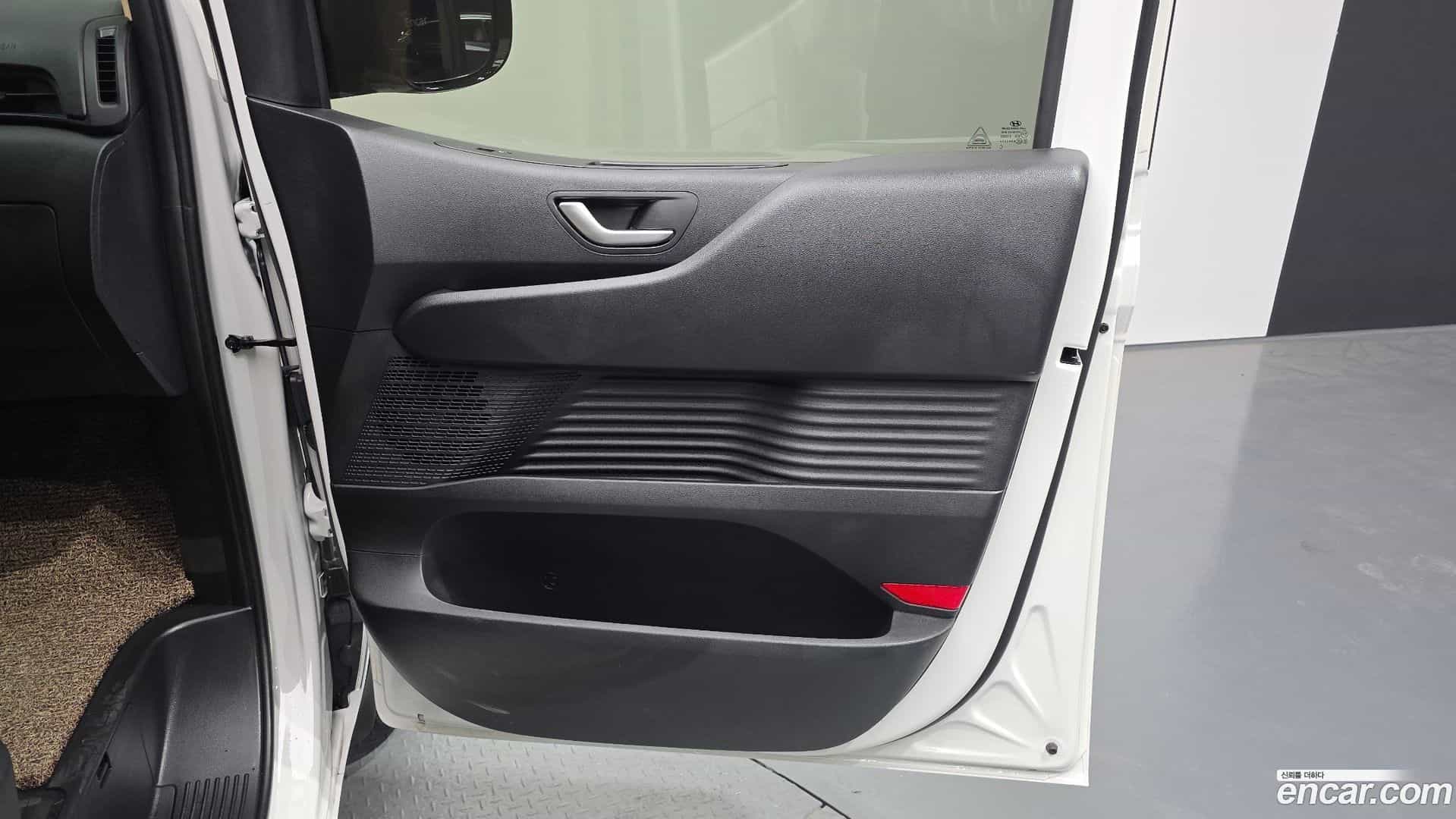 Staria Hyundai 2025.4-INNER-035