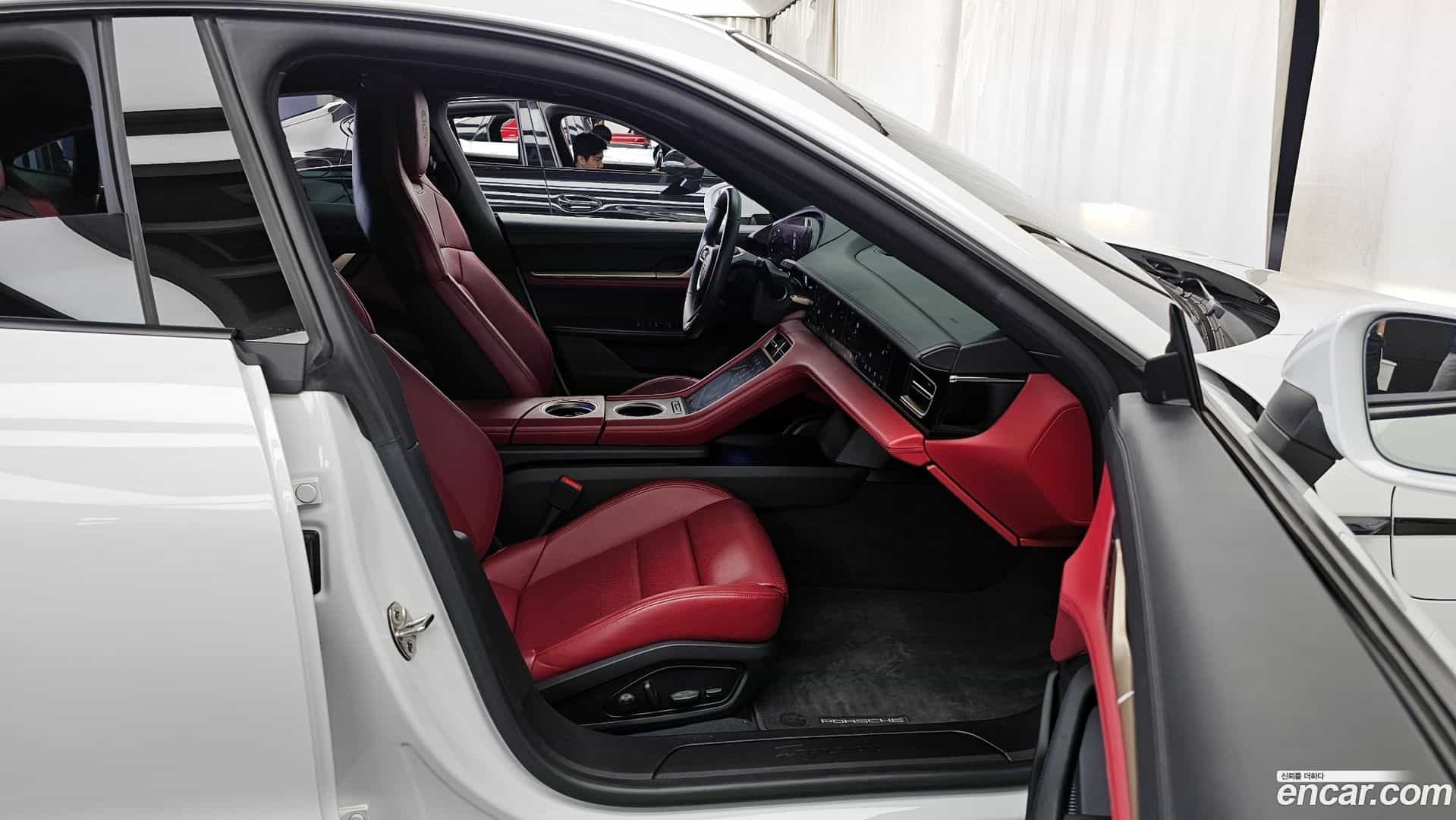 Taycan Porsche 2022.3-OPTION-015