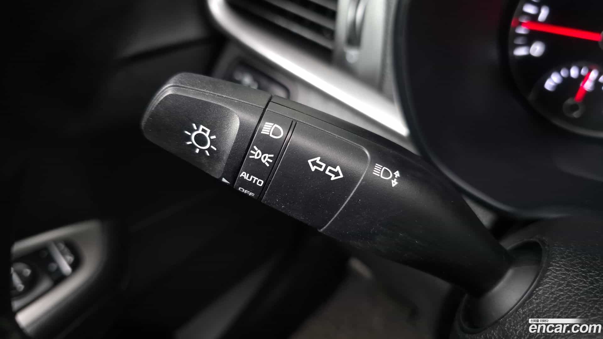 K5 Kia 2018.1-OPTION-020