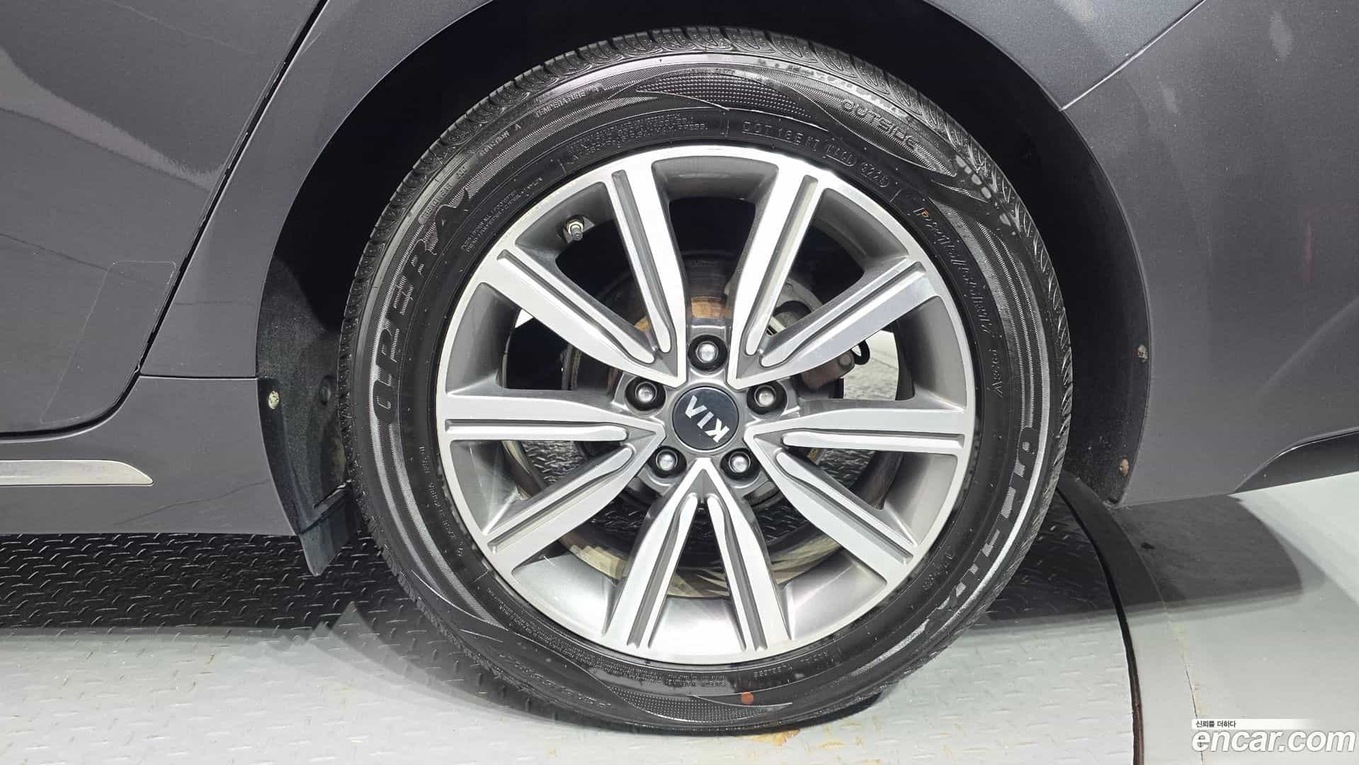 K5 Kia 2018.1-OUTER-031