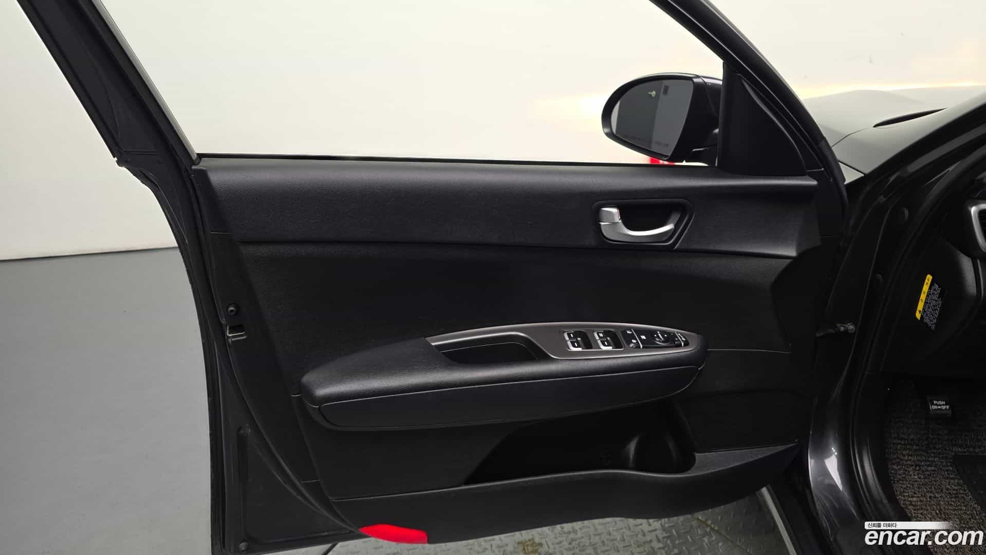 K5 Kia 2018.1-INNER-034