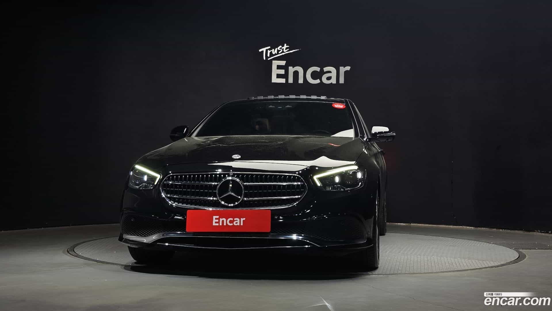 E-Class Mercedes-Benz 2022.2-OUTER-003