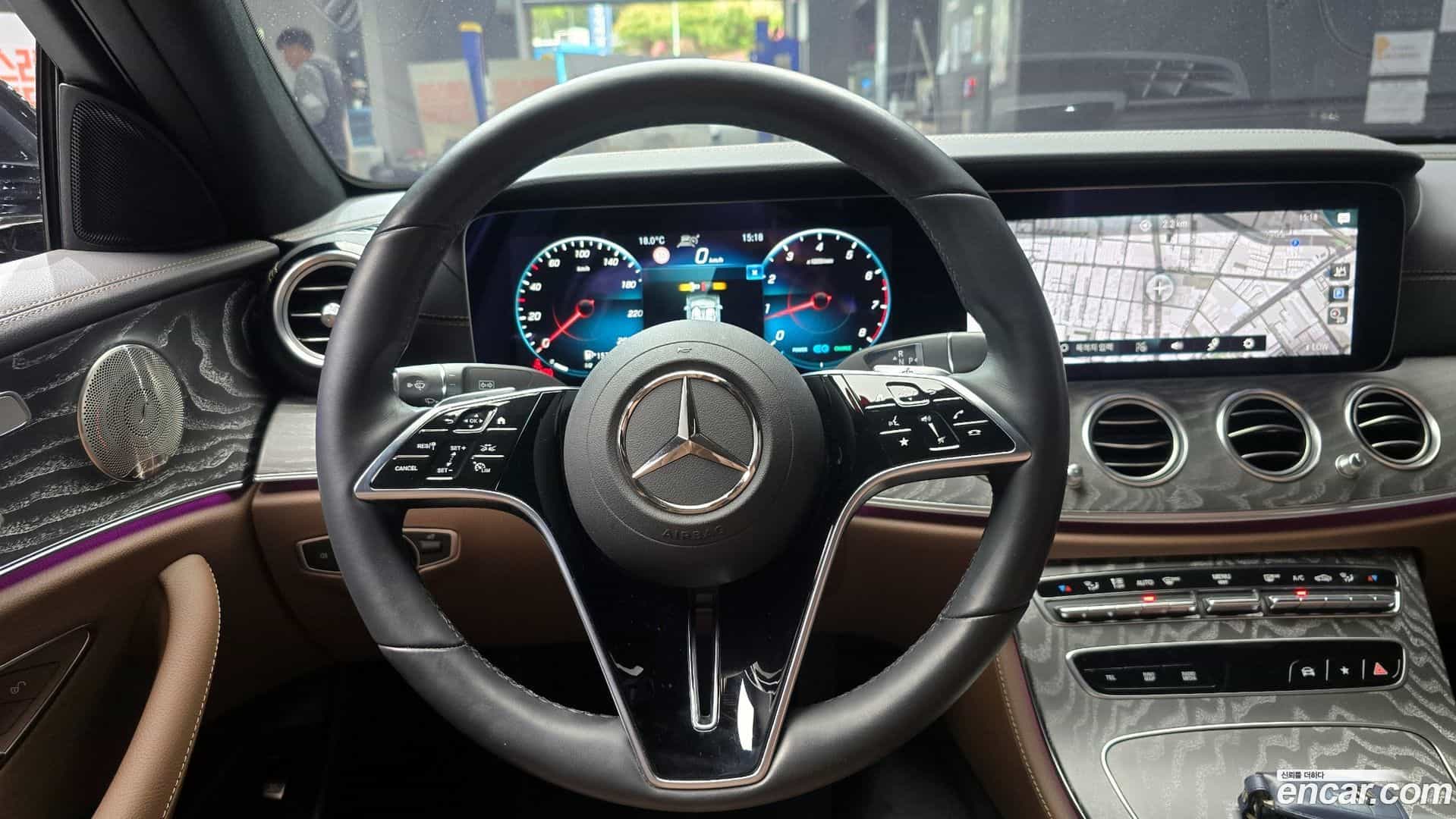 E-Class Mercedes-Benz 2022.2-OPTION-017