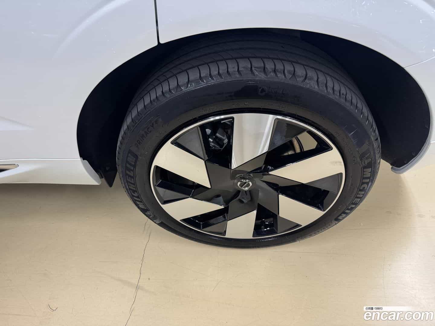 XC60 Volvo 2024.11-OUTER-005
