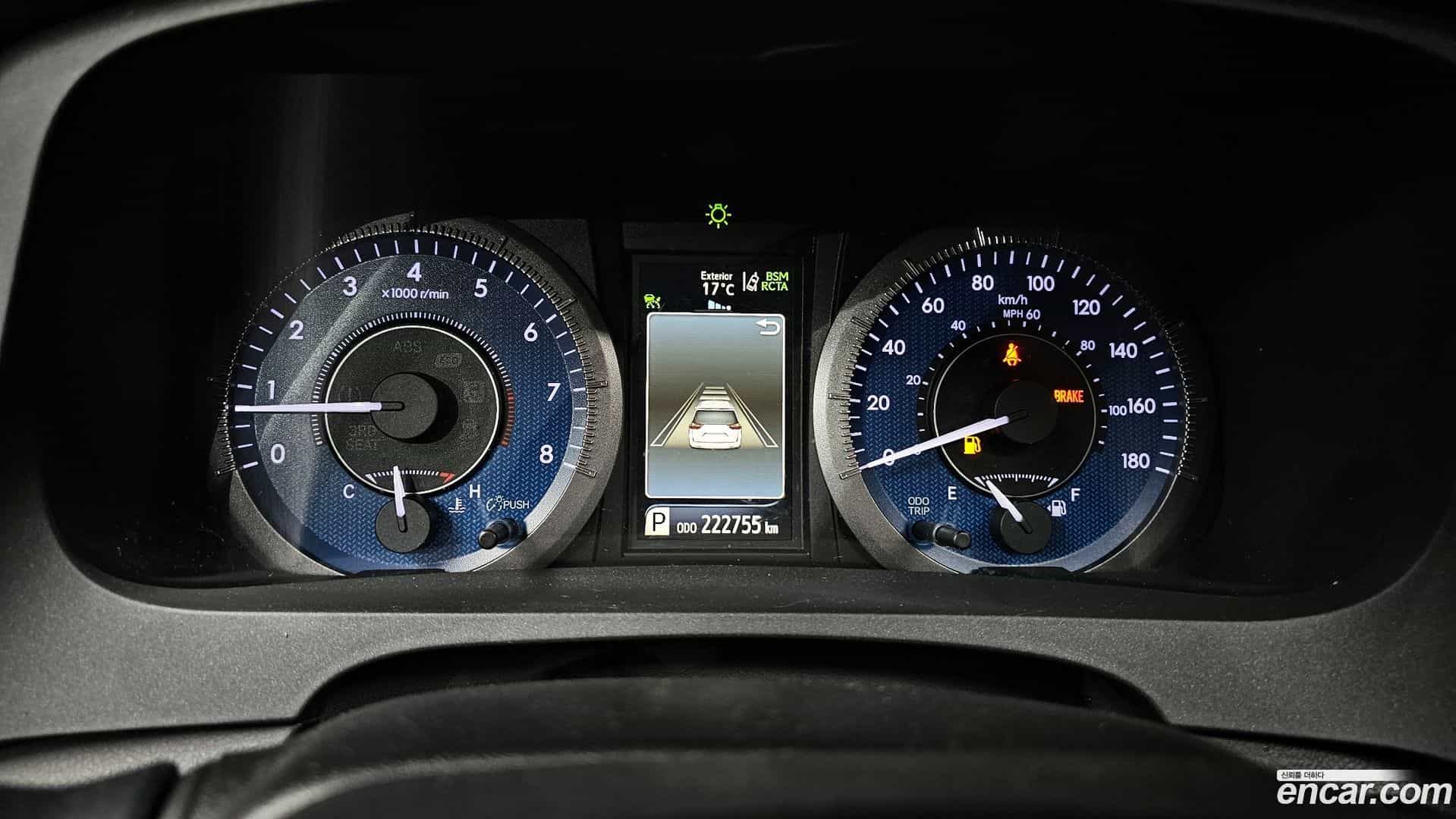 Sienna Toyota 2019.10-INNER-008