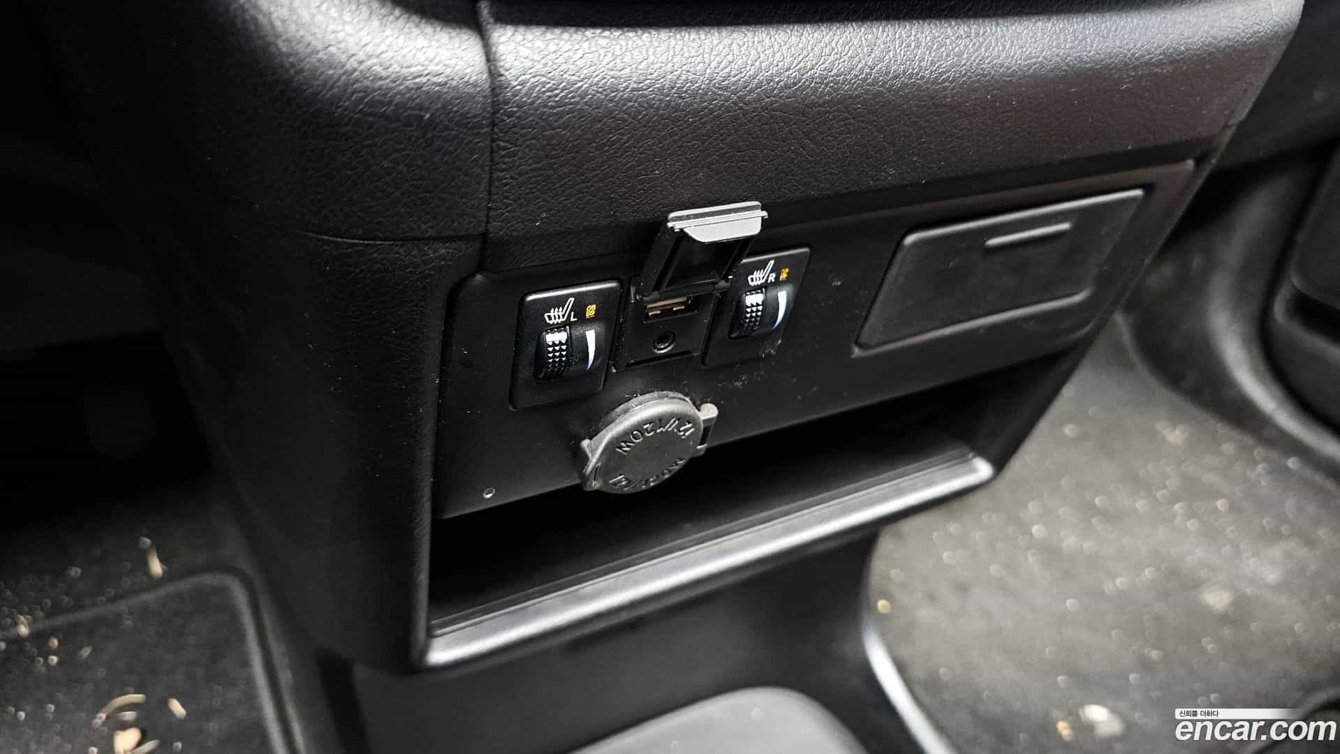 Sienna Toyota 2019.10-OPTION-021