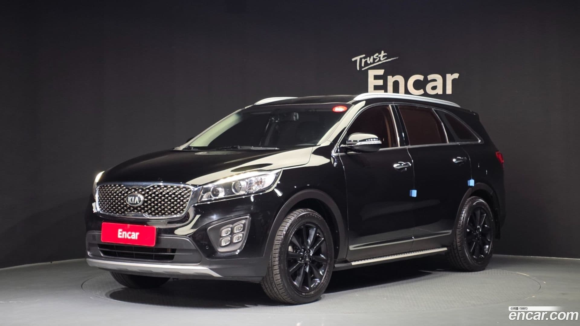 Main__Slider__Photo:Sorento Kia 2015.8-0