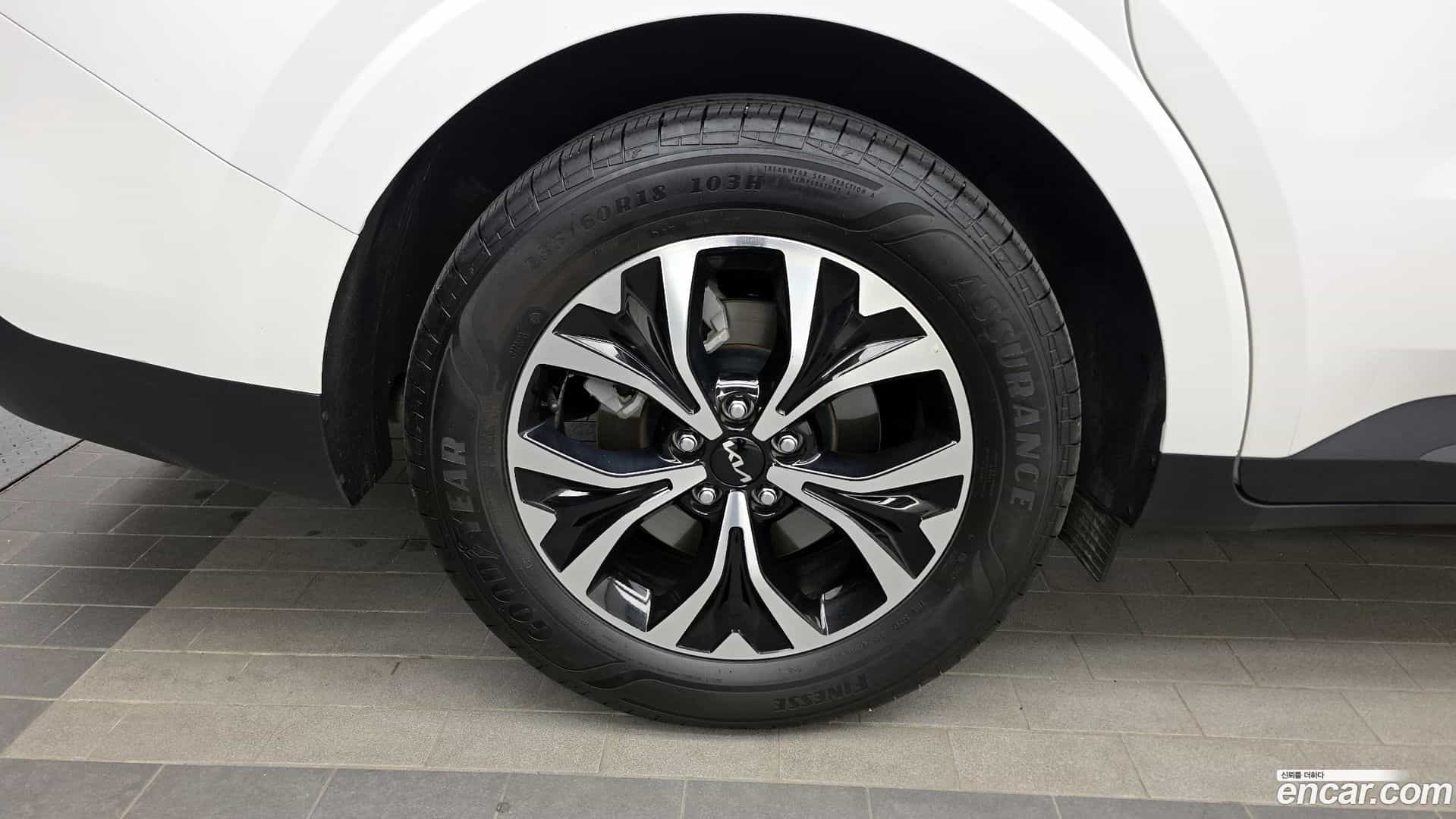 Canival Kia 2023.10-OUTER-005