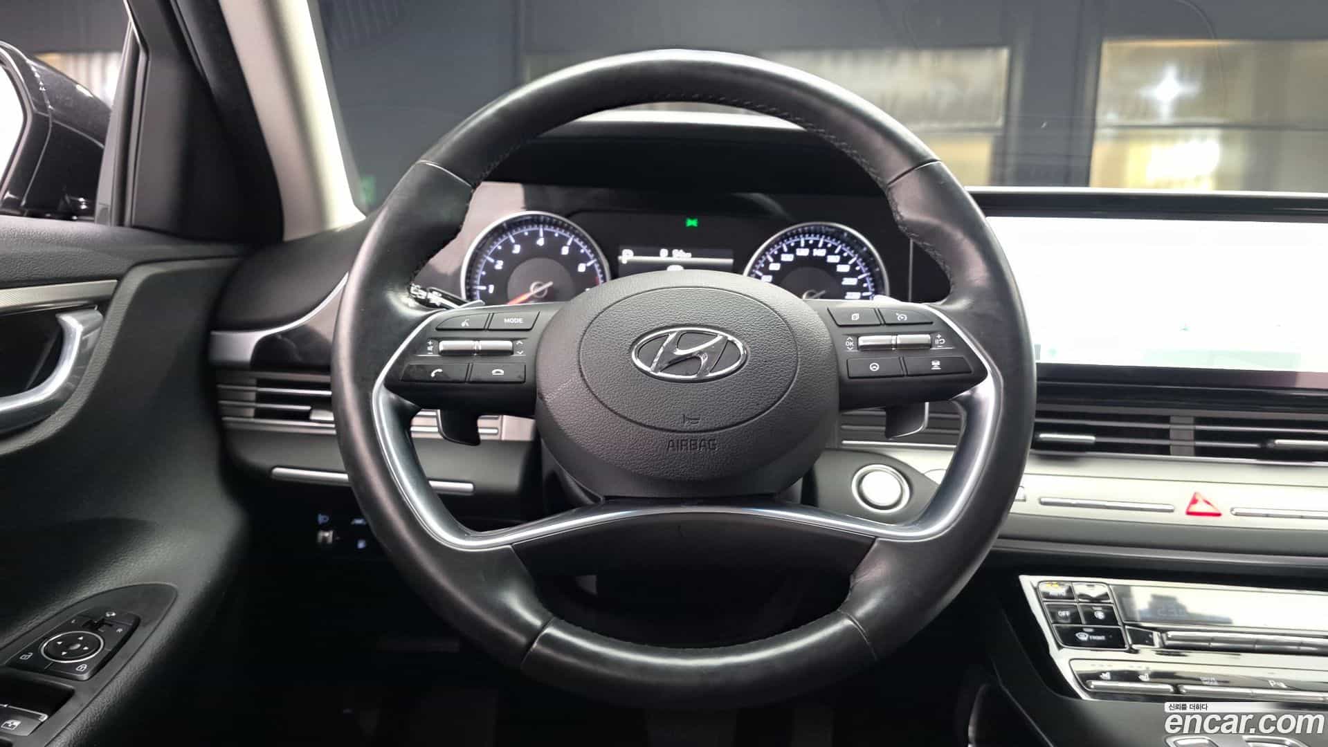 Grandeur Hyundai 2020.6-OPTION-017
