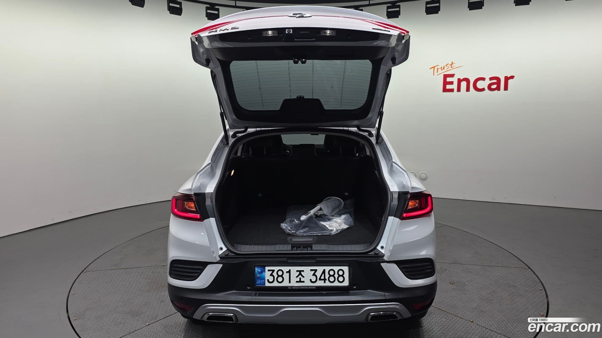 Main__Slider__Photo:XM3 Renault Korea 2021.10-18
