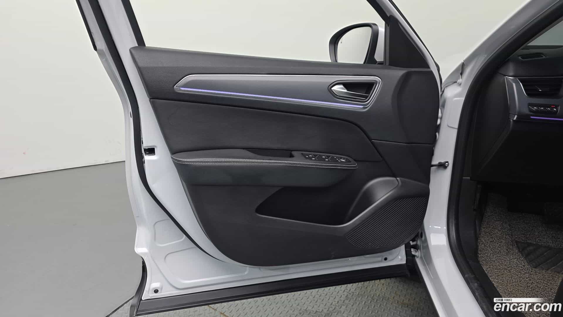 XM3 Renault Korea 2021.10-INNER-034