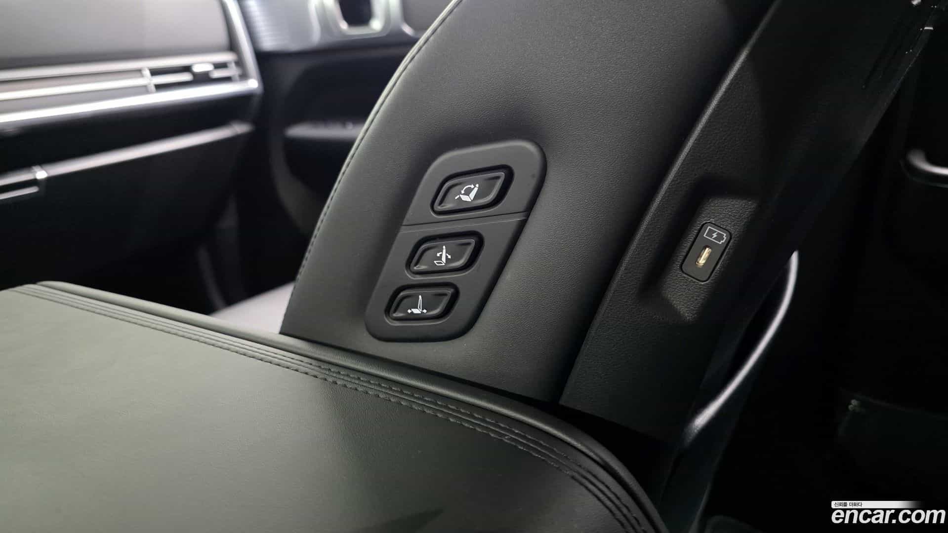 Santafe Hyundai 2025.2-OPTION-023