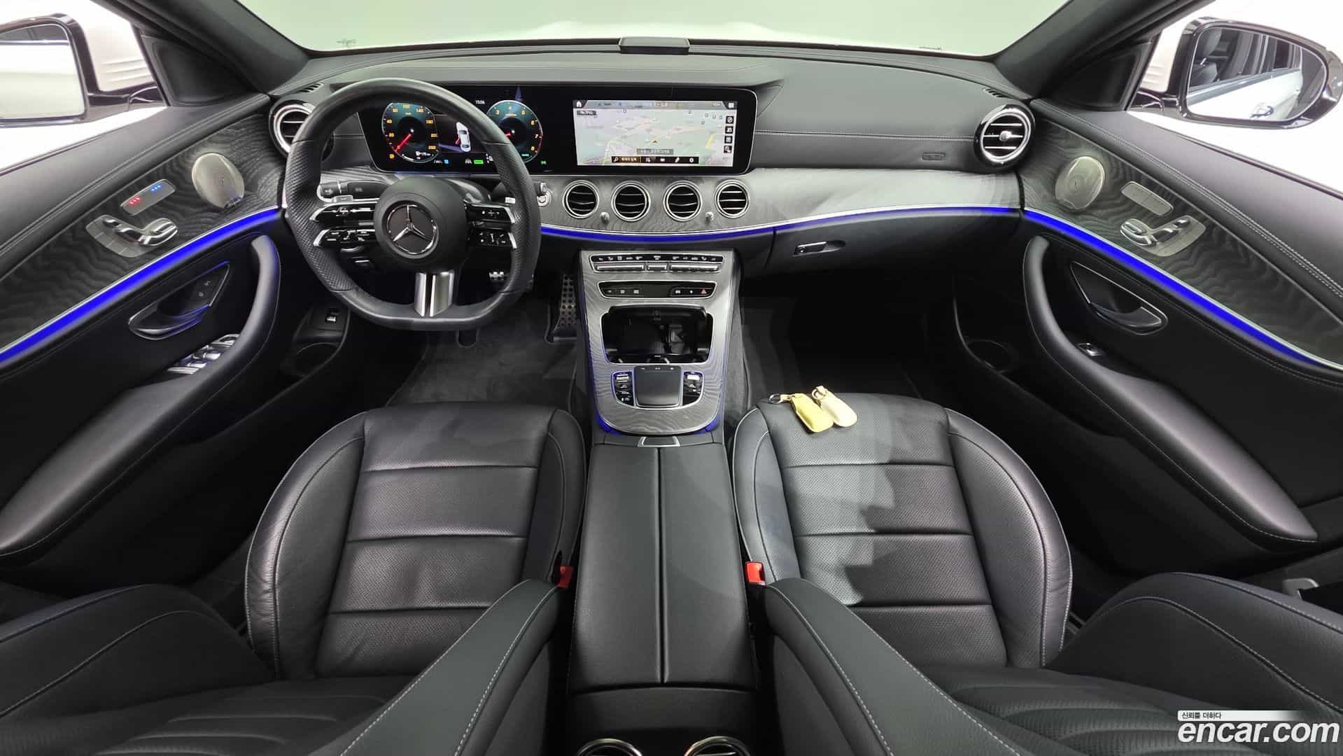 E-Class Mercedes-Benz 2022.4-INNER-007