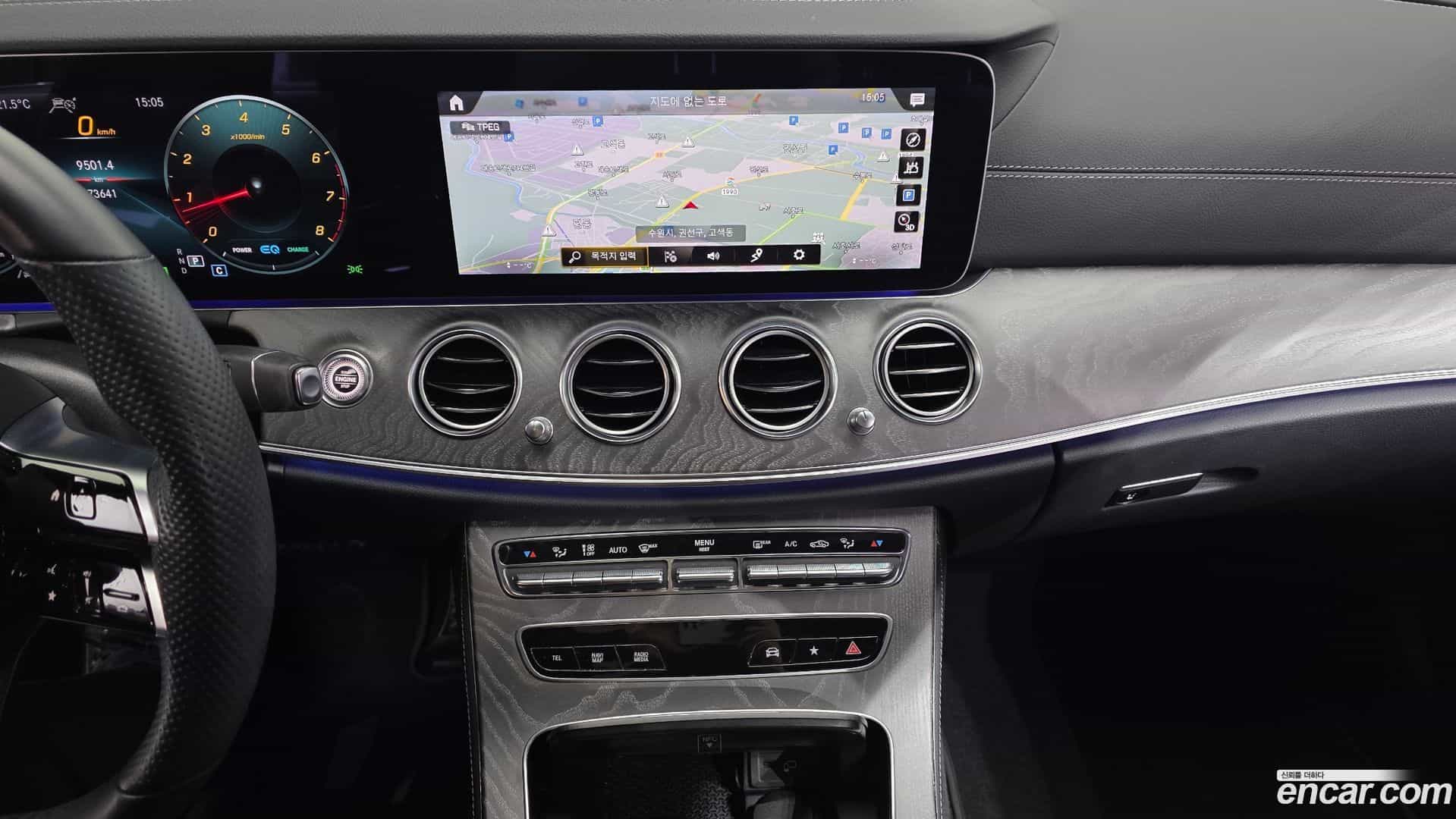 E-Class Mercedes-Benz 2022.4-OPTION-018