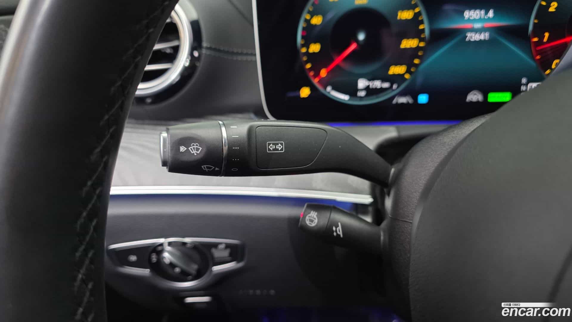 E-Class Mercedes-Benz 2022.4-OPTION-041