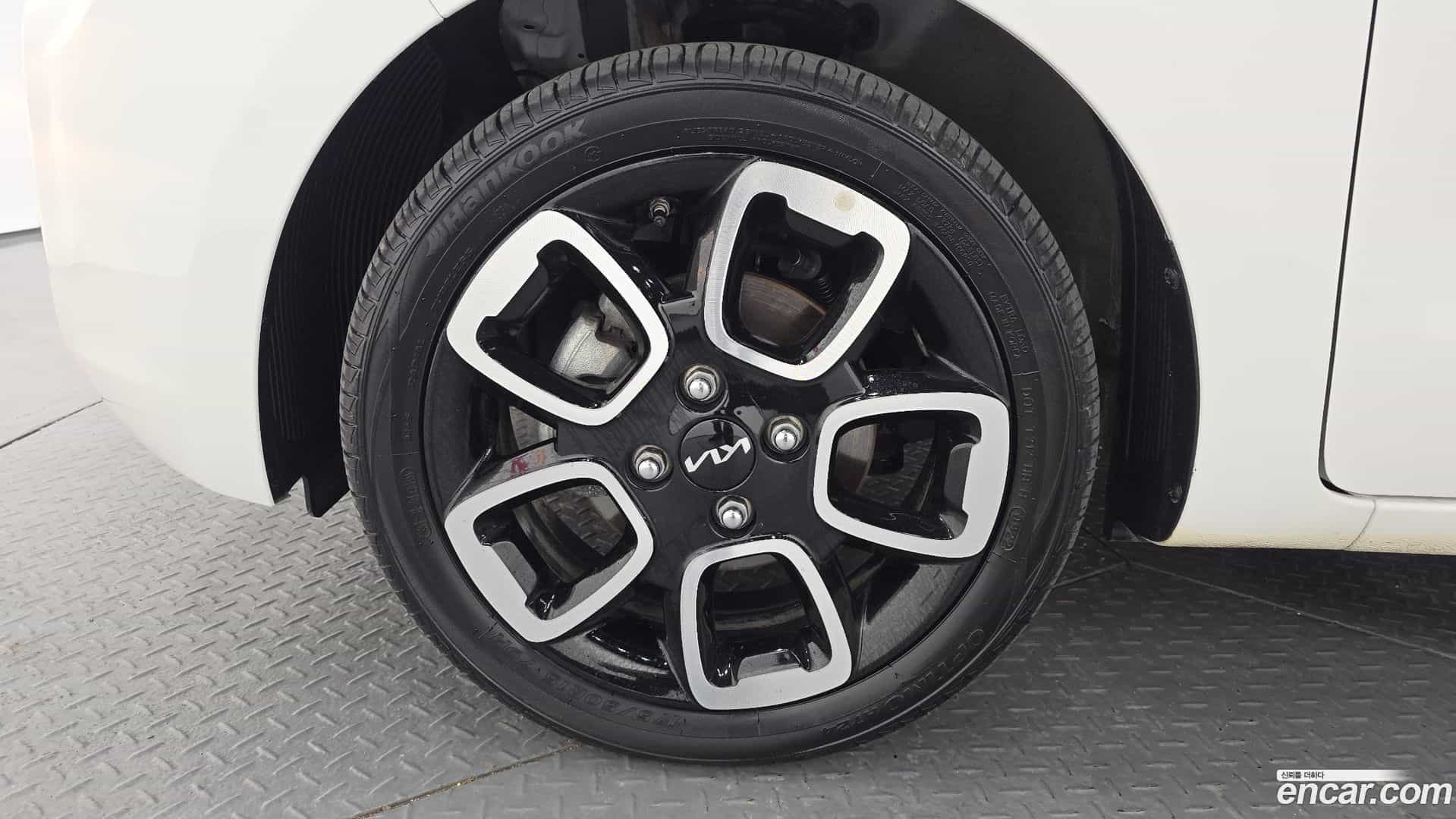RAY Kia 2022.2-OUTER-005