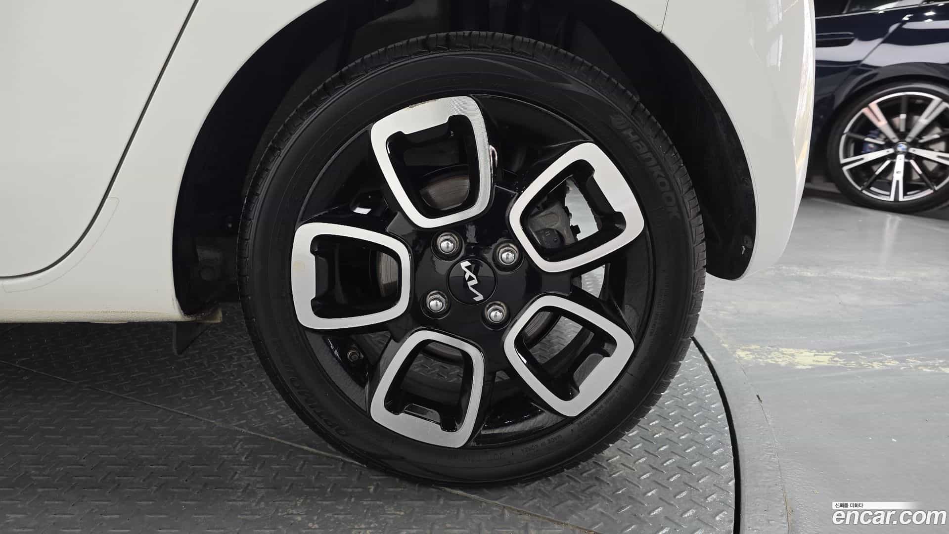 RAY Kia 2022.2-OUTER-031
