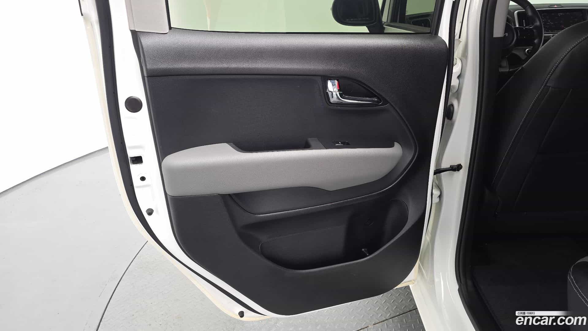 RAY Kia 2022.2-INNER-035