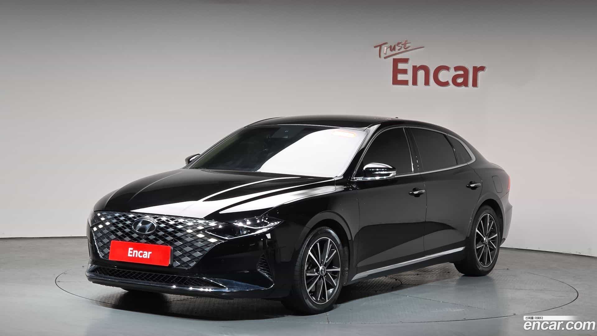 Grandeur Hyundai 2020.10-THUMBNAIL-011