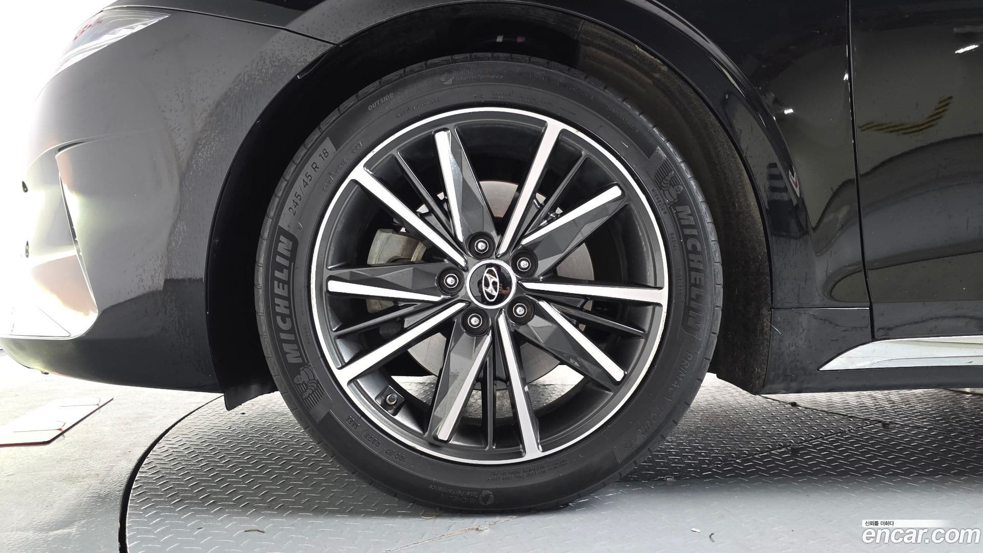 Main__Slider__Photo:Grandeur Hyundai 2020.10-4