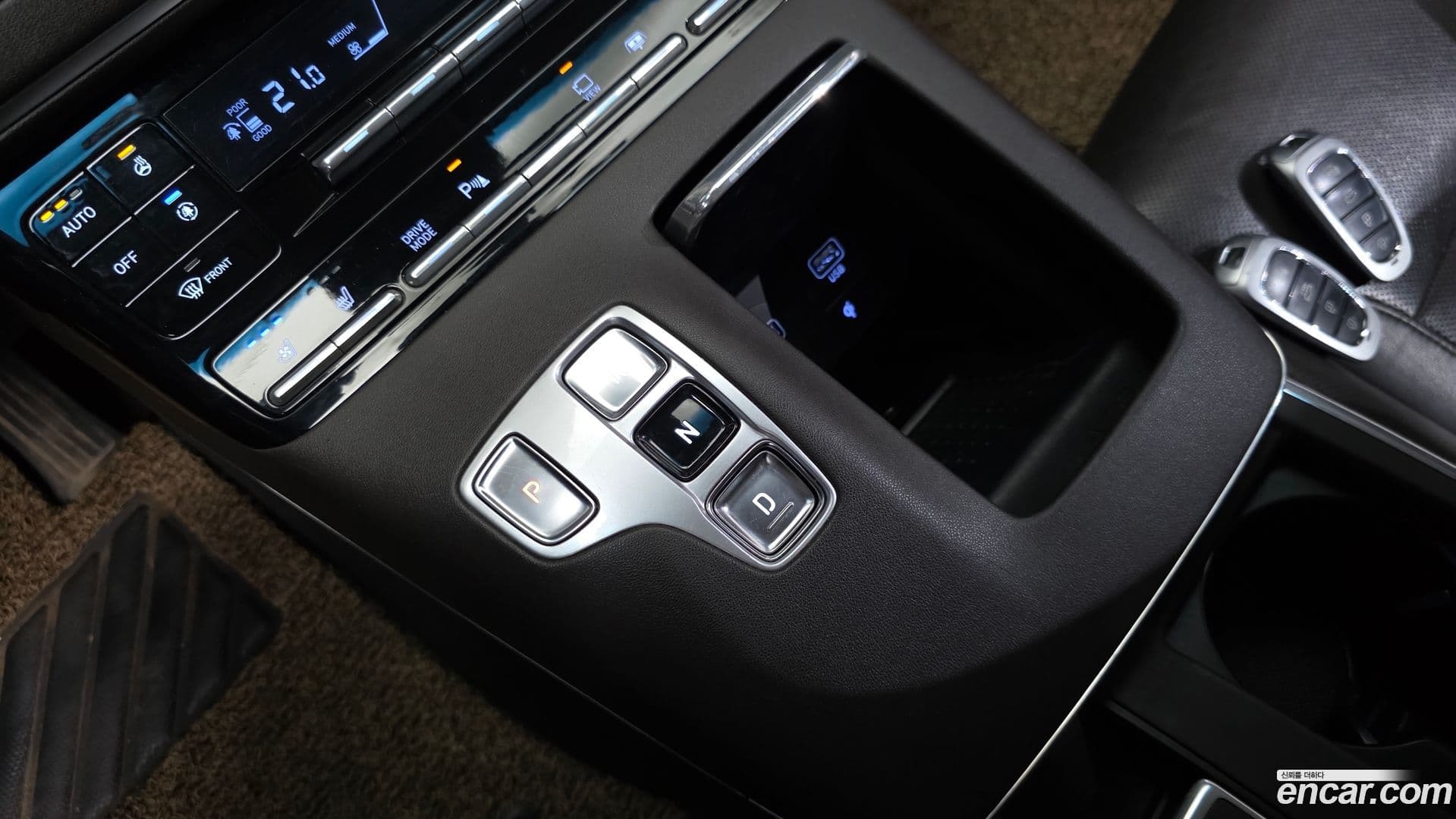 Main__Slider__Photo:Grandeur Hyundai 2020.10-8