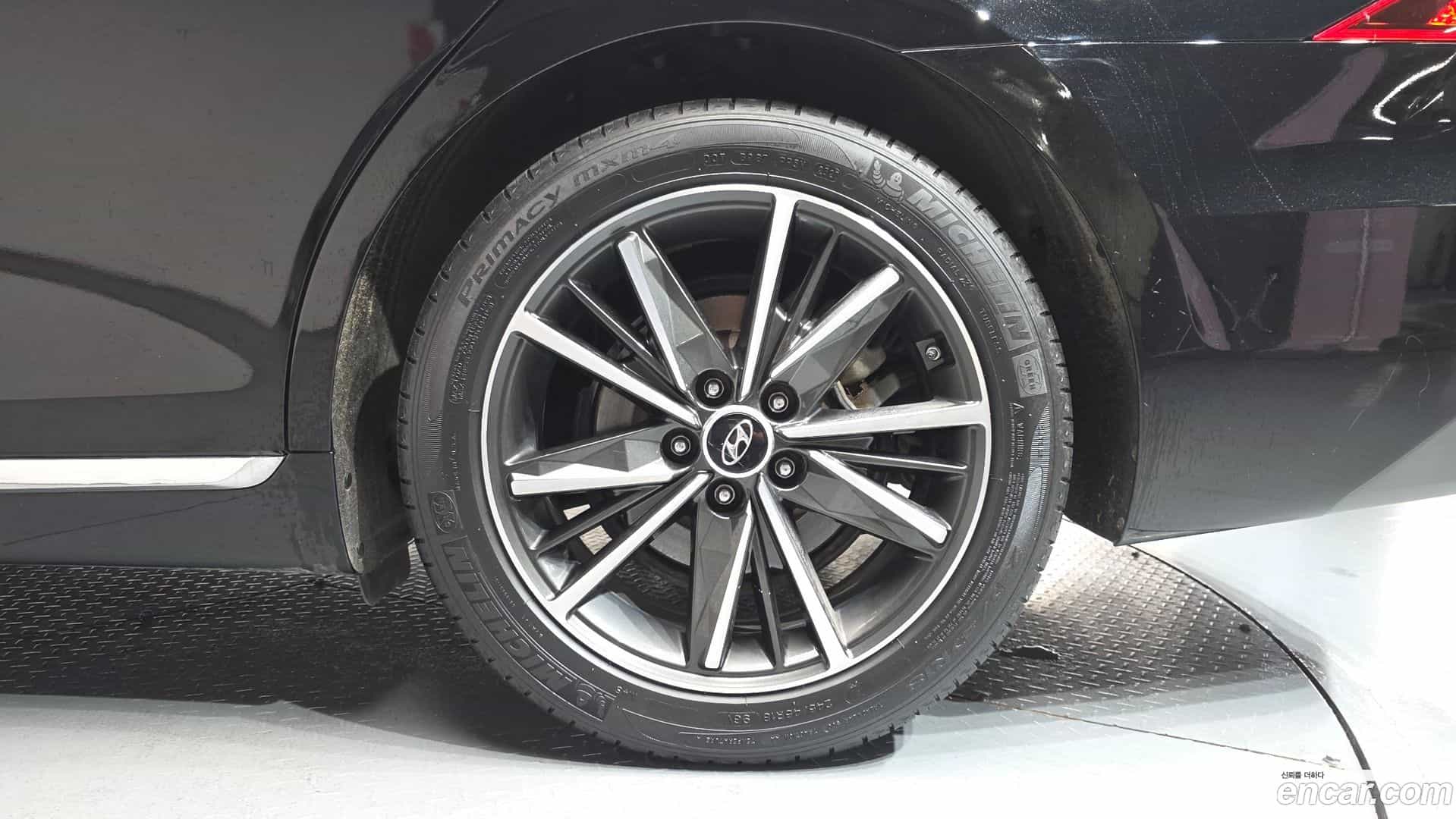 Grandeur Hyundai 2020.10-OUTER-031