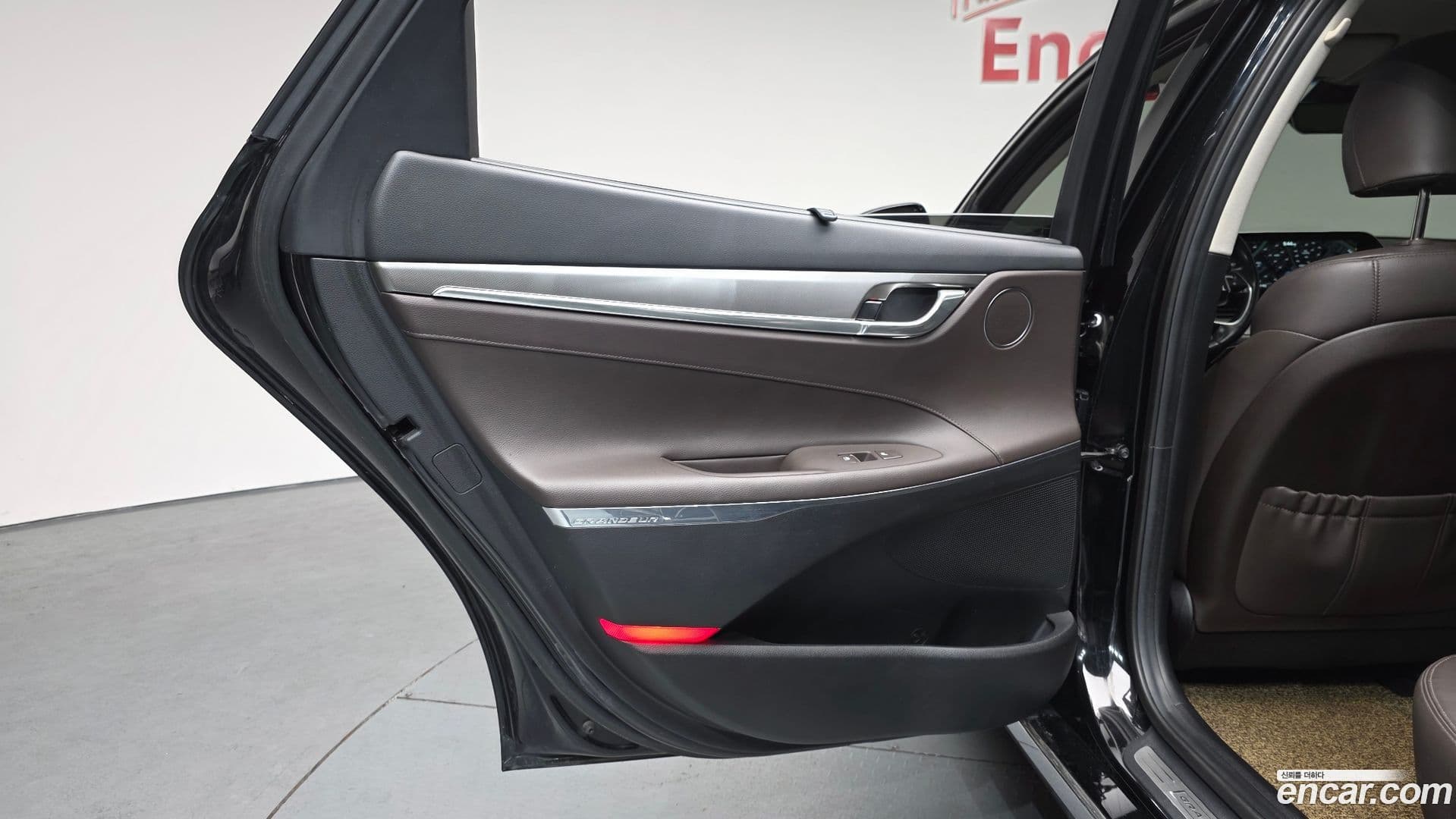 Main__Slider__Photo:Grandeur Hyundai 2020.10-25