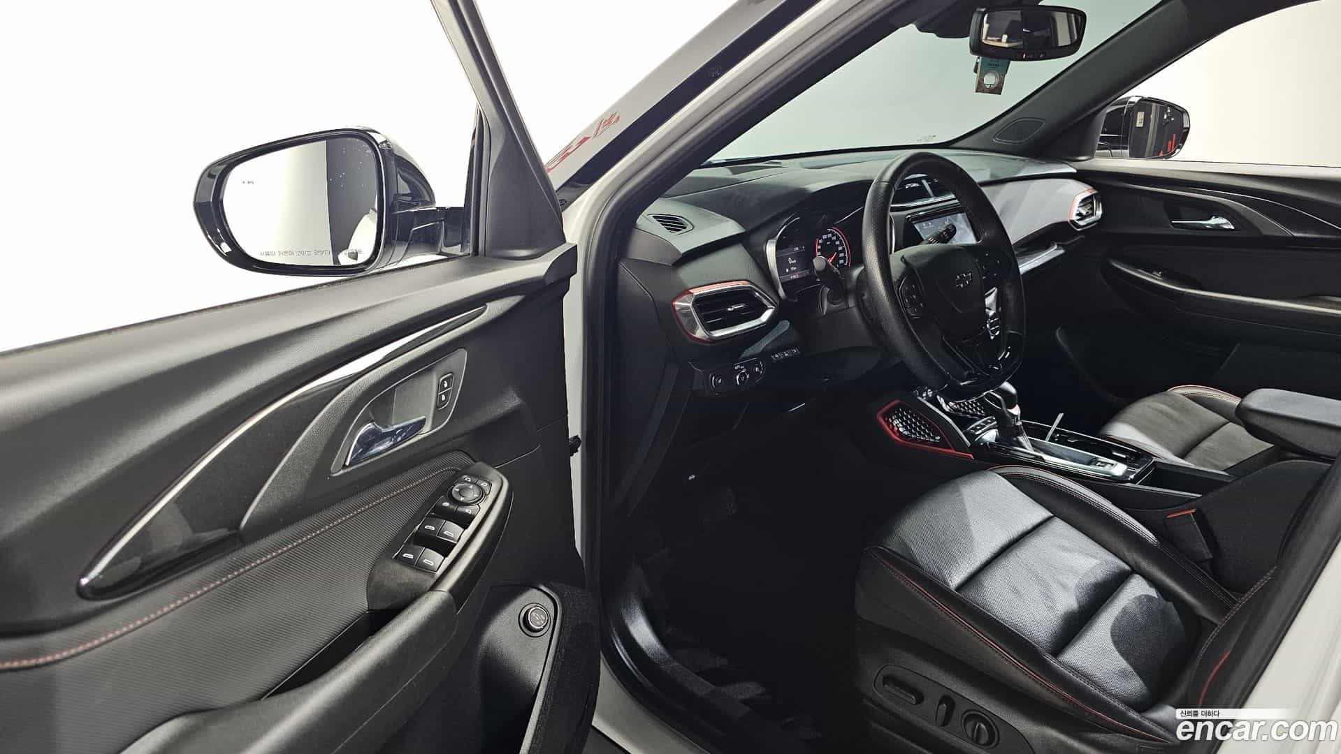 Trailblazer Chevrolet 2021.2-INNER-010