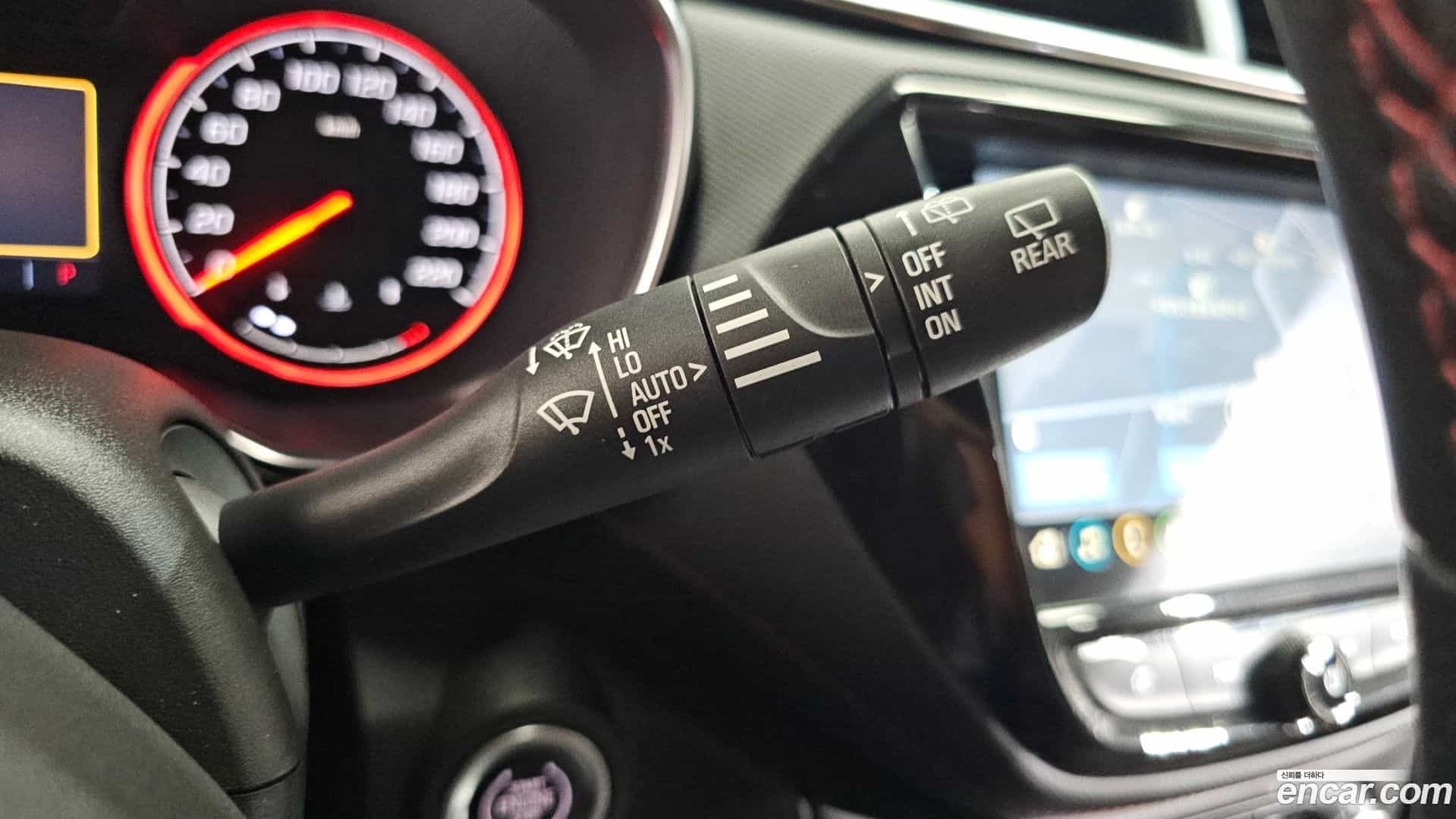 Trailblazer Chevrolet 2021.2-OPTION-041