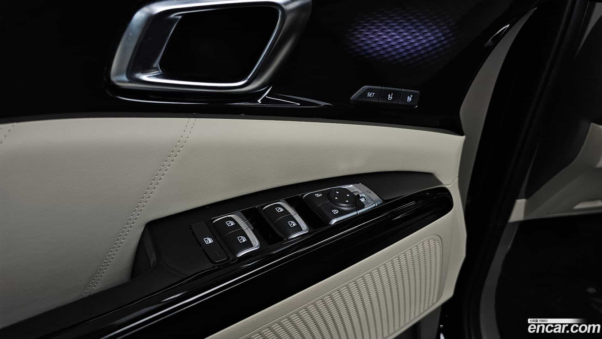 Canival Kia 2023.6-OPTION-021