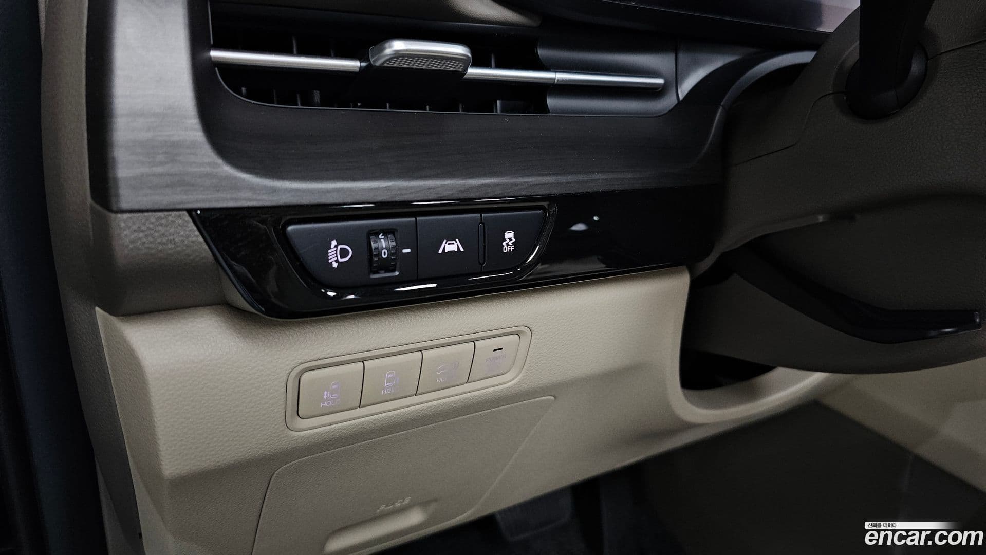 Main__Slider__Photo:Canival Kia 2023.6-29