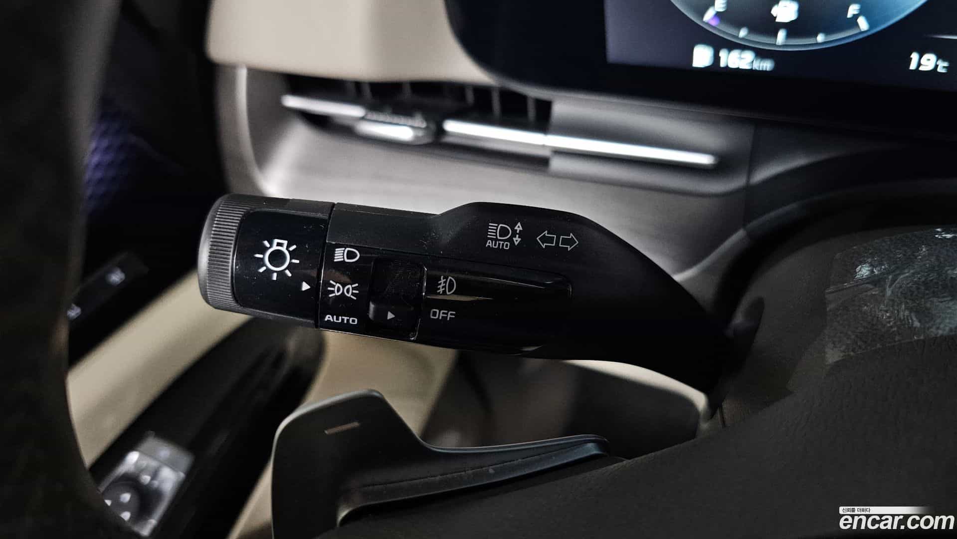 Canival Kia 2023.6-OPTION-047